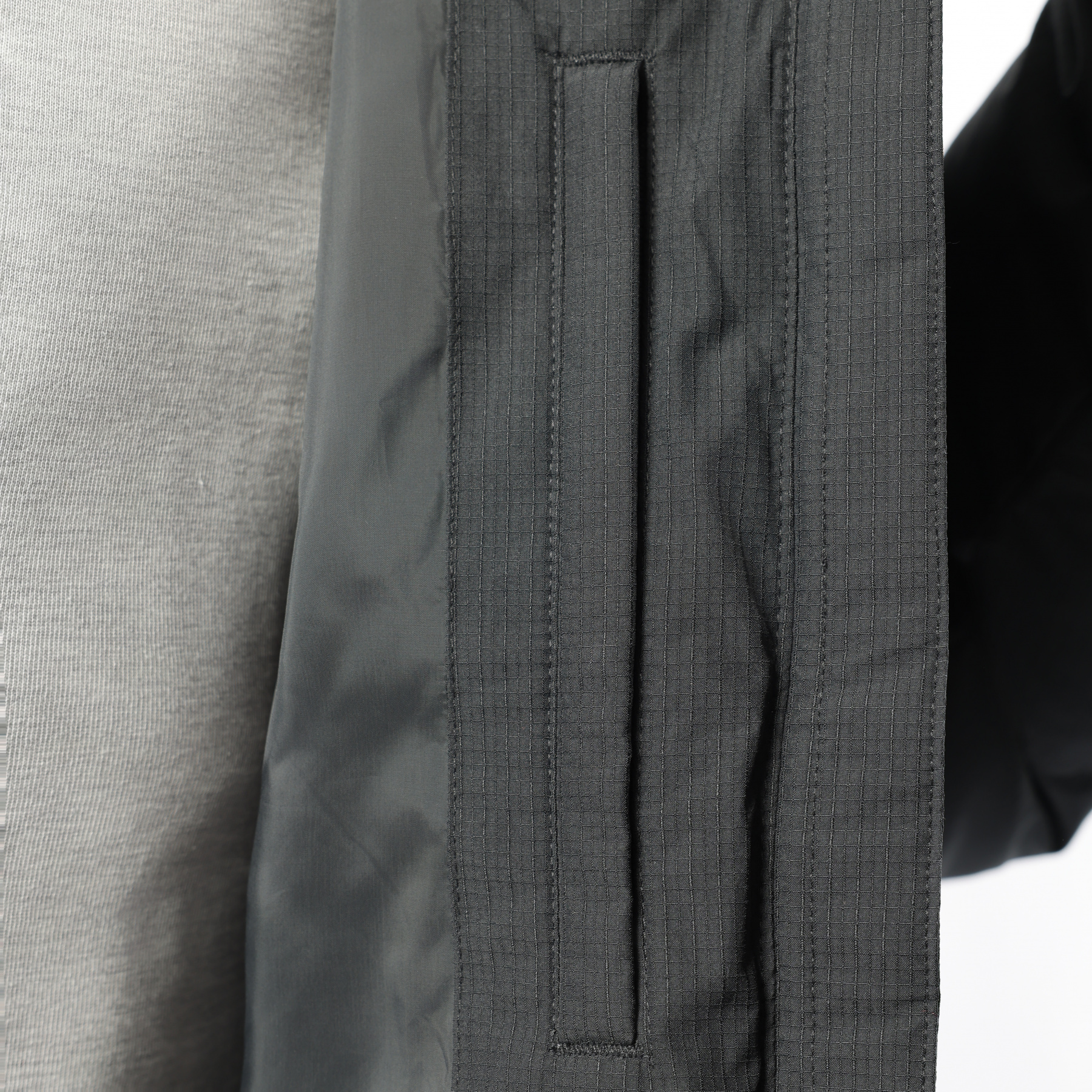 AYMU079-1 Пуховик Active черный