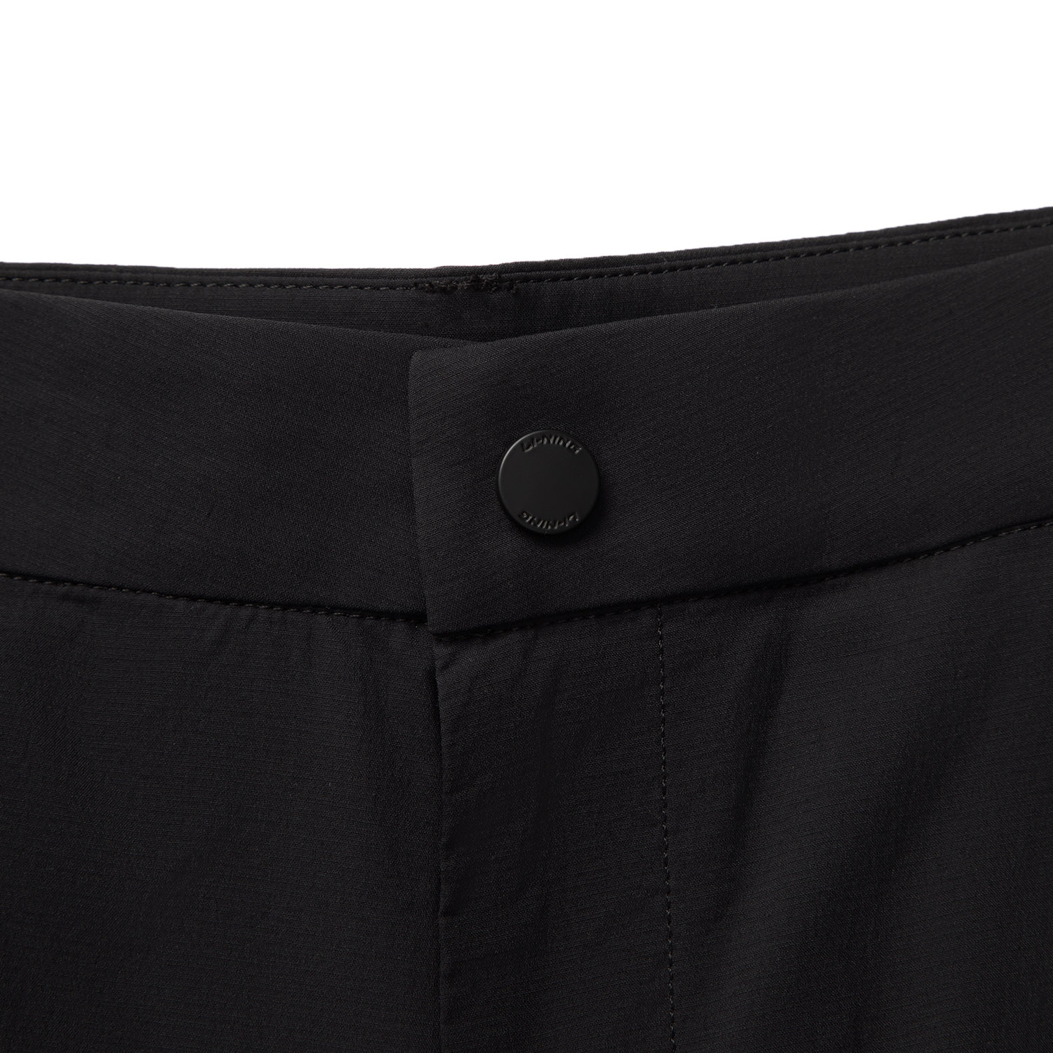 AYKV349-1 Брюки спортивные Essentials черный