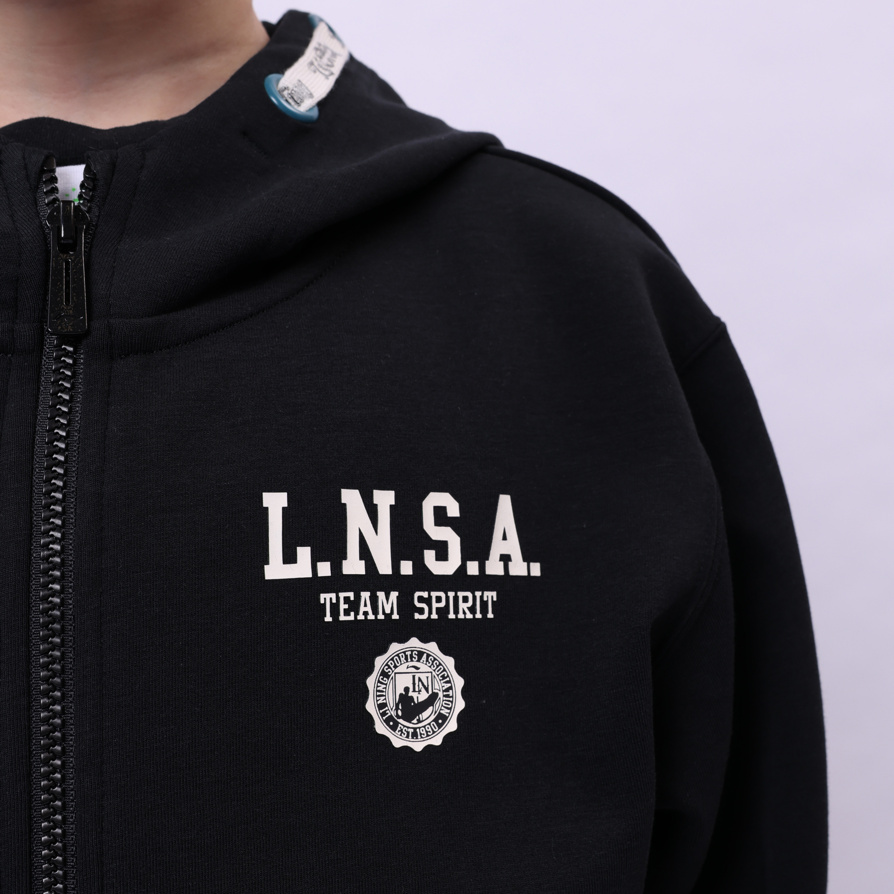 YWDU133-2 Худи Lifestyle черный