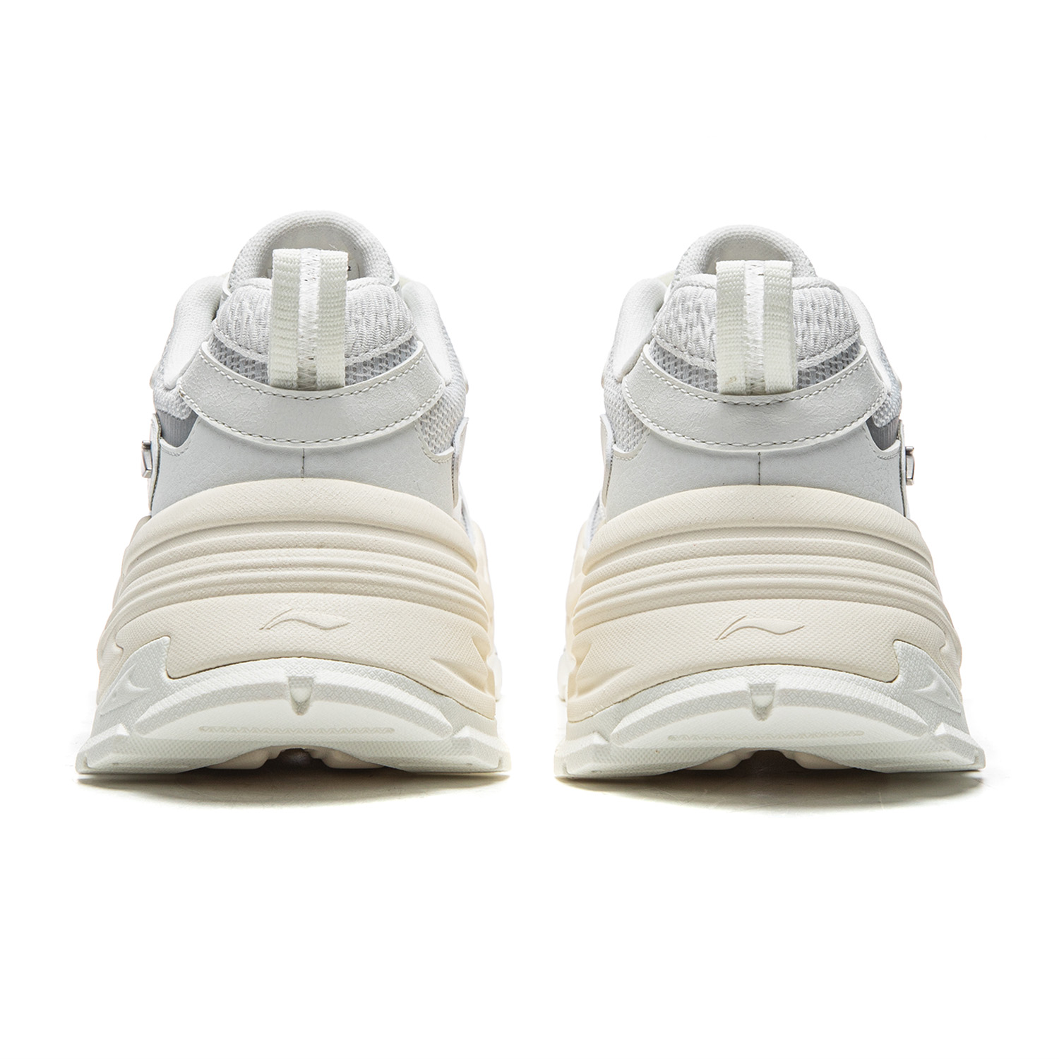 AGCW022-2 Кроссовки Sports Style серебристый