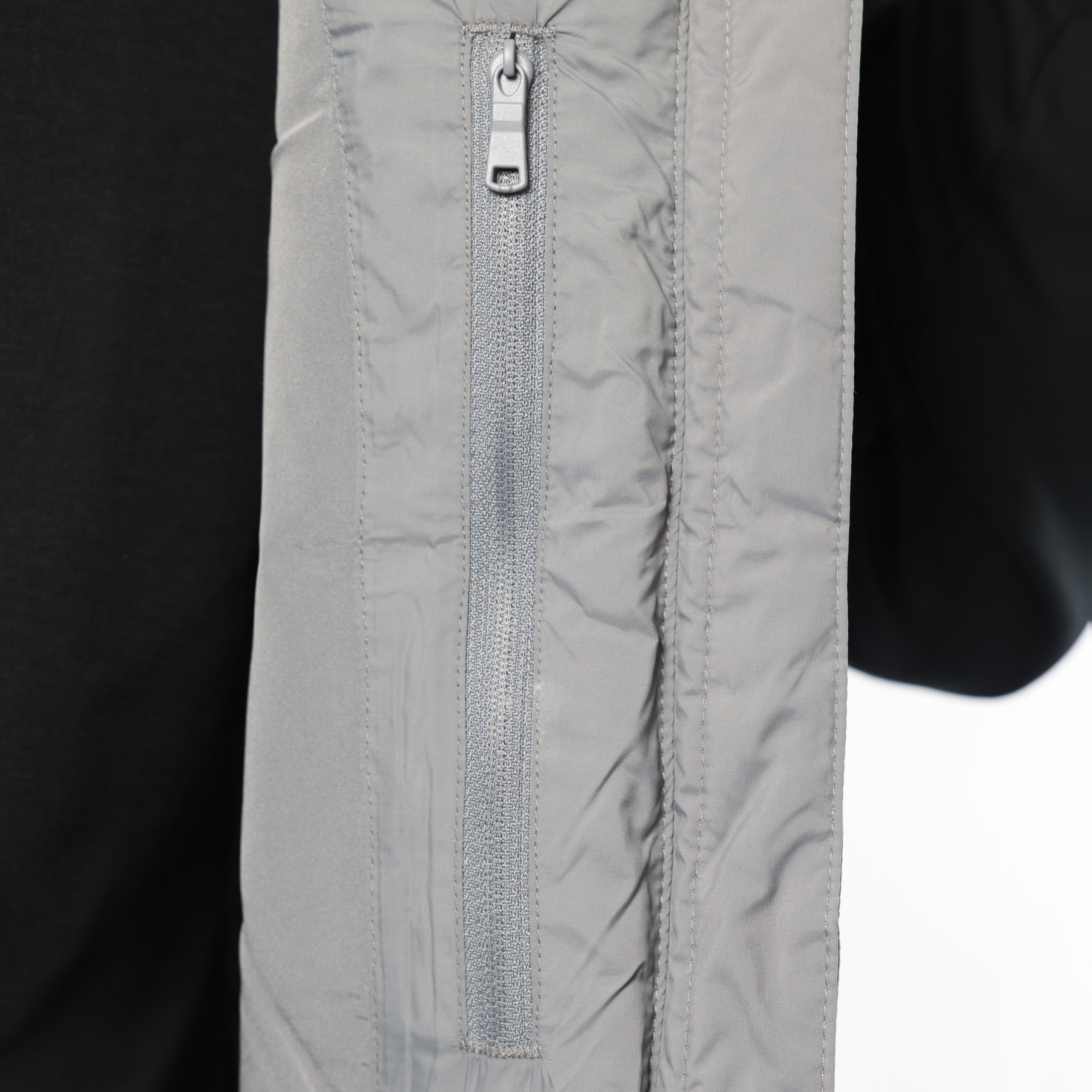 AMRV105-2 Жилет пуховый Wade Performance серый