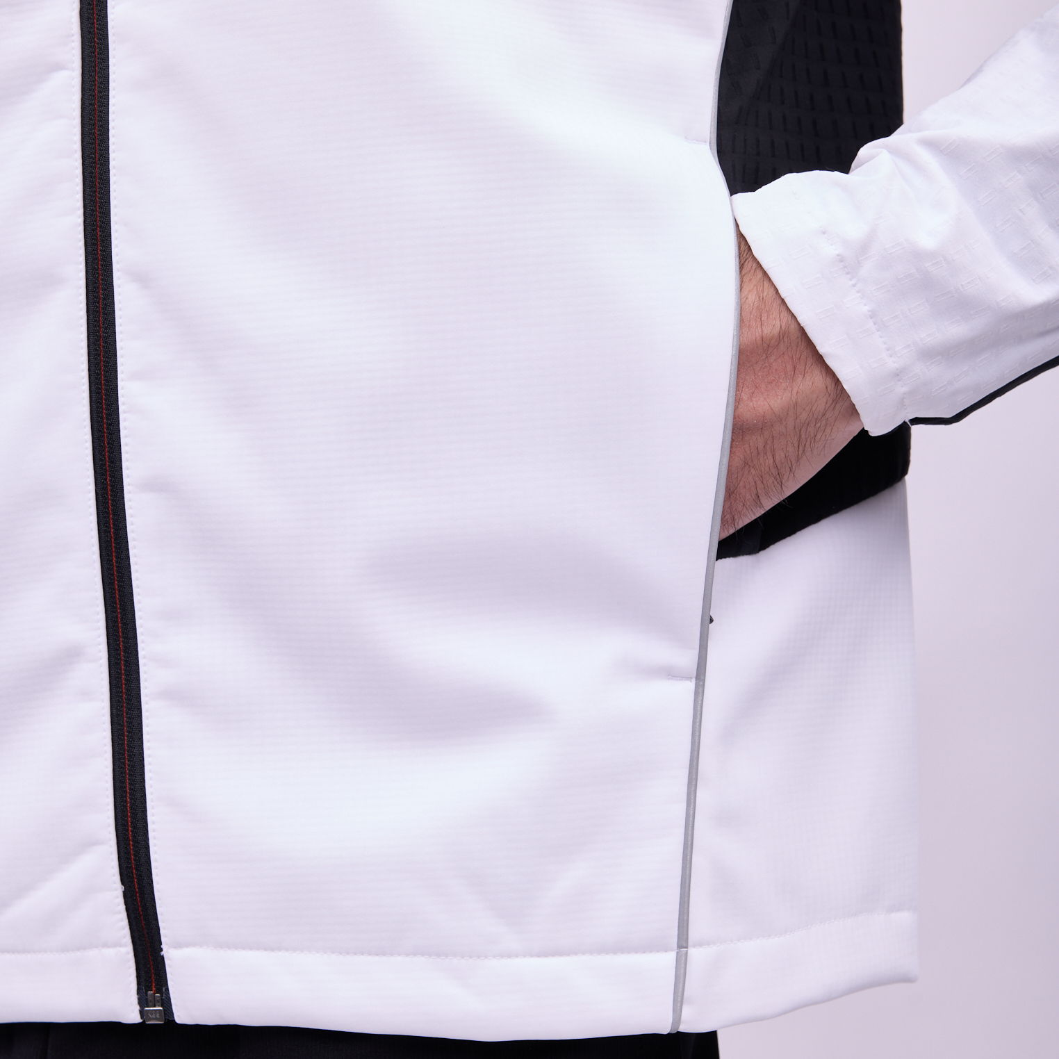 AFDVB55-4 Ветровка Jogging белый / черный