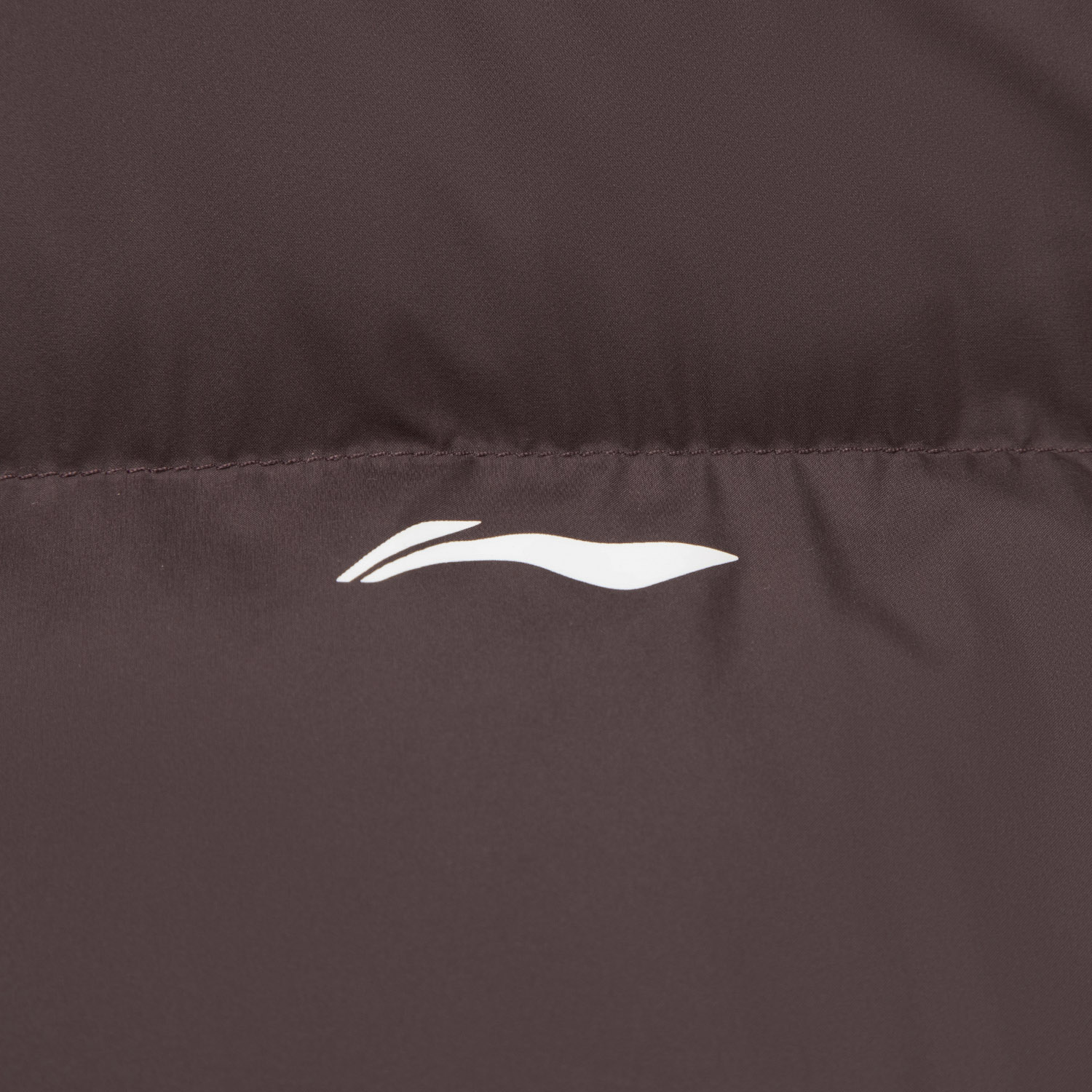 AMRV034-3 Жилет пуховый Workout бежевый