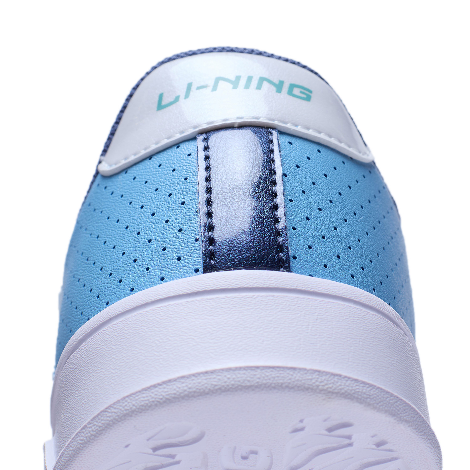 YKCT070-3 Кроссовки