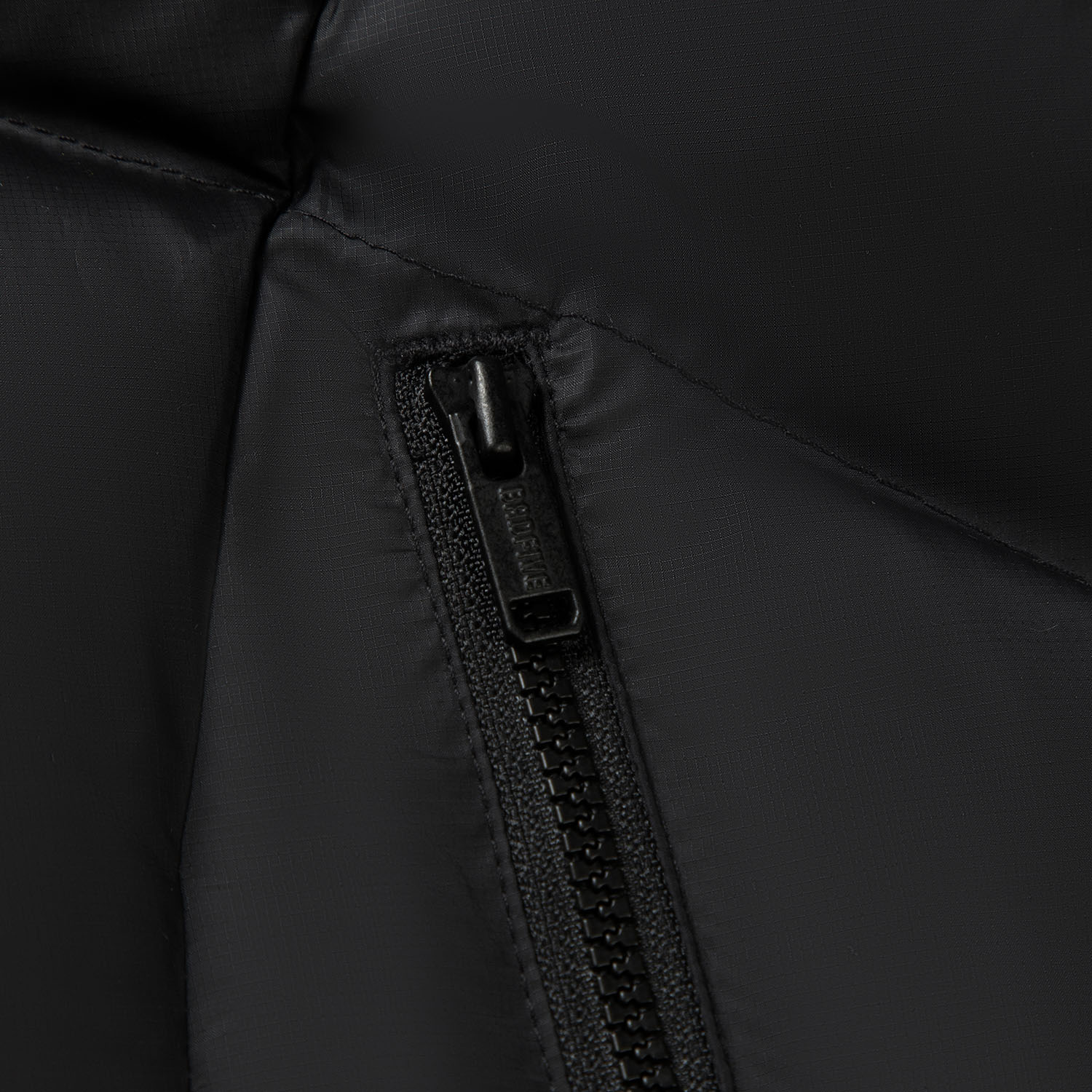 AYMV499-3 Пуховик Bad5 Off-Court черный