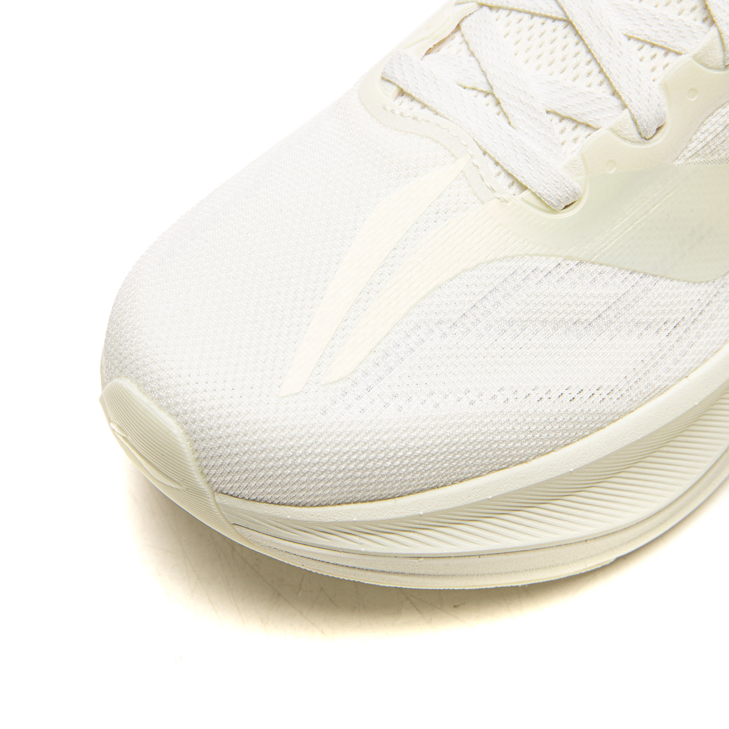 ARHW002-13 Кроссовки беговые Yueying 5 Pro молочный