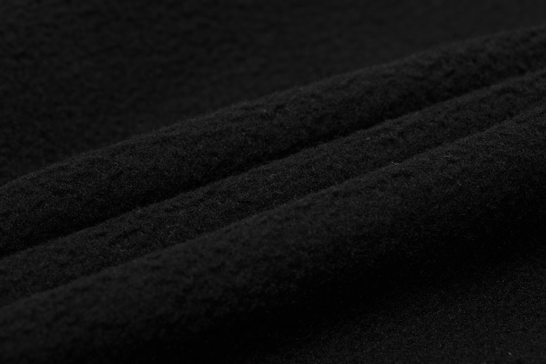 AKYV122-1 Брюки джоггеры Essentials черный