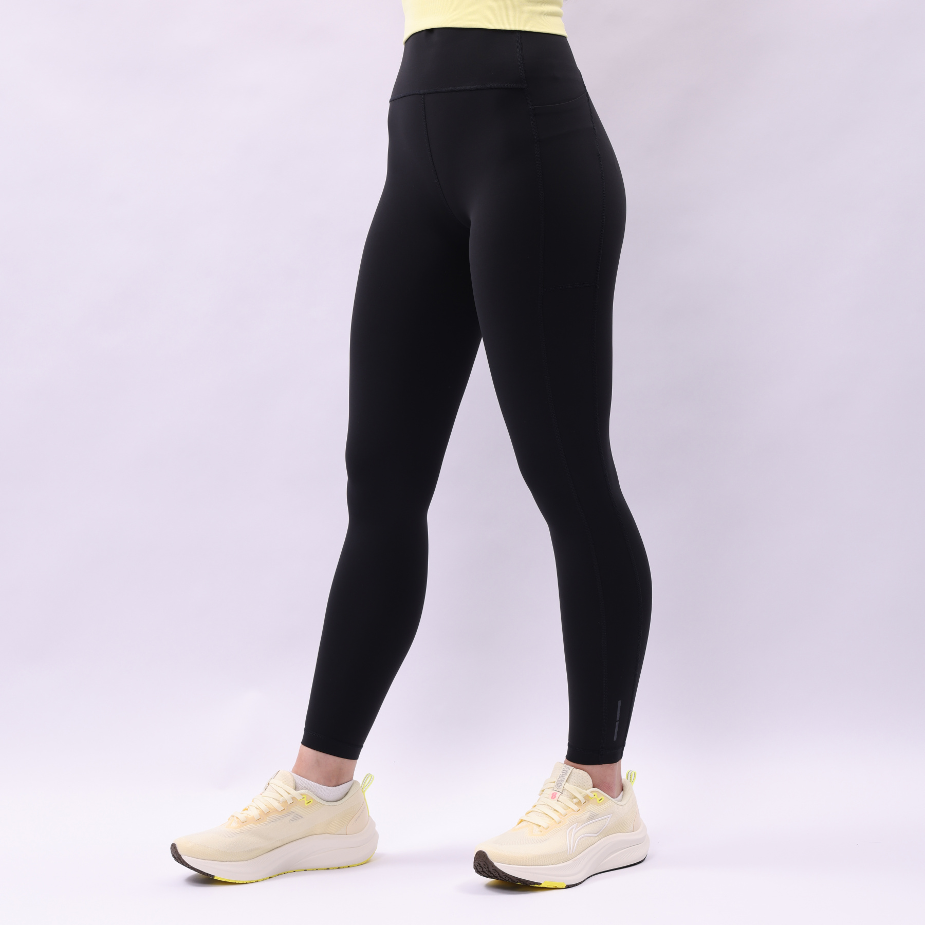 AULV040-3 Леггинсы Workout черный