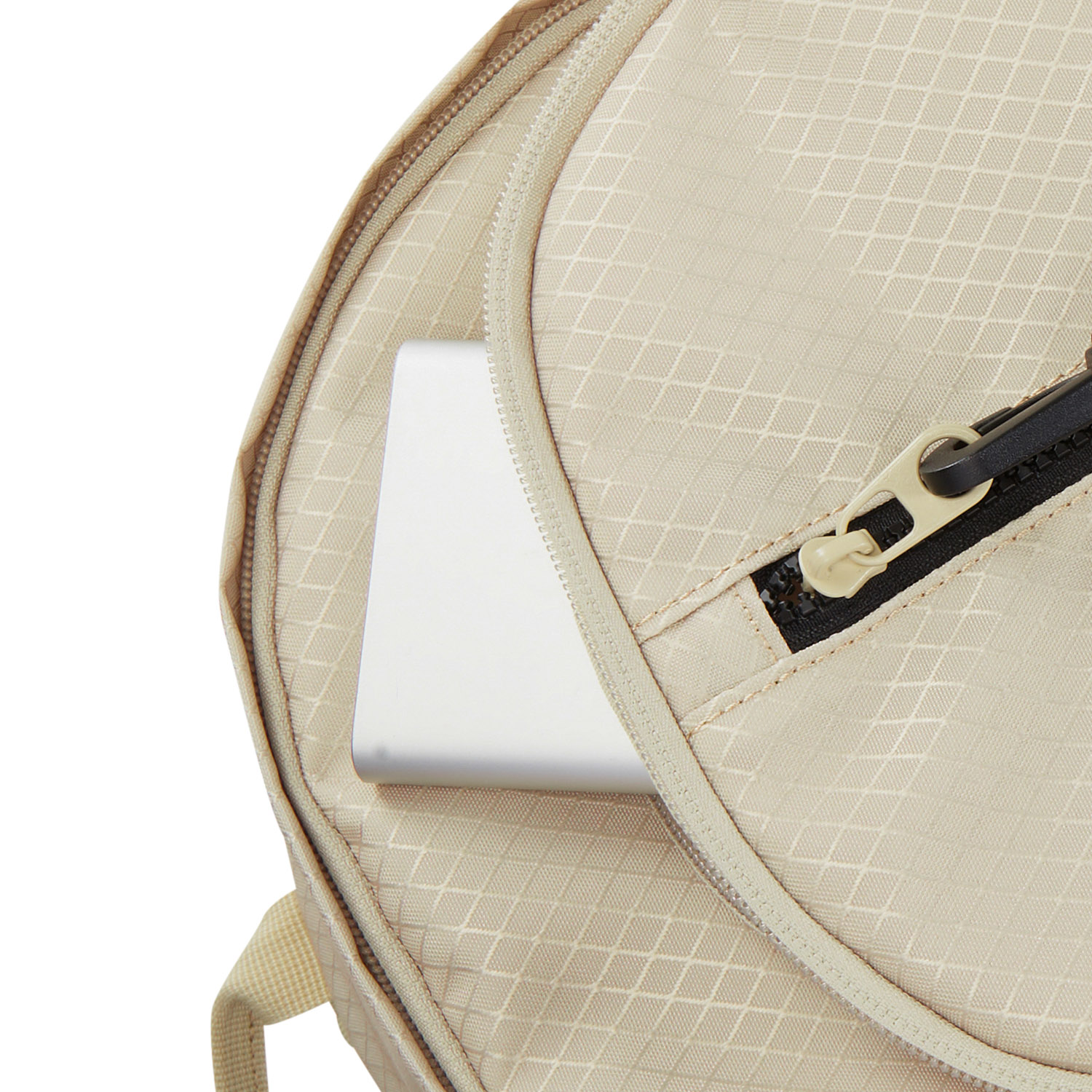 ABSV211-3 Рюкзак Bad5 Off-Court зеленый