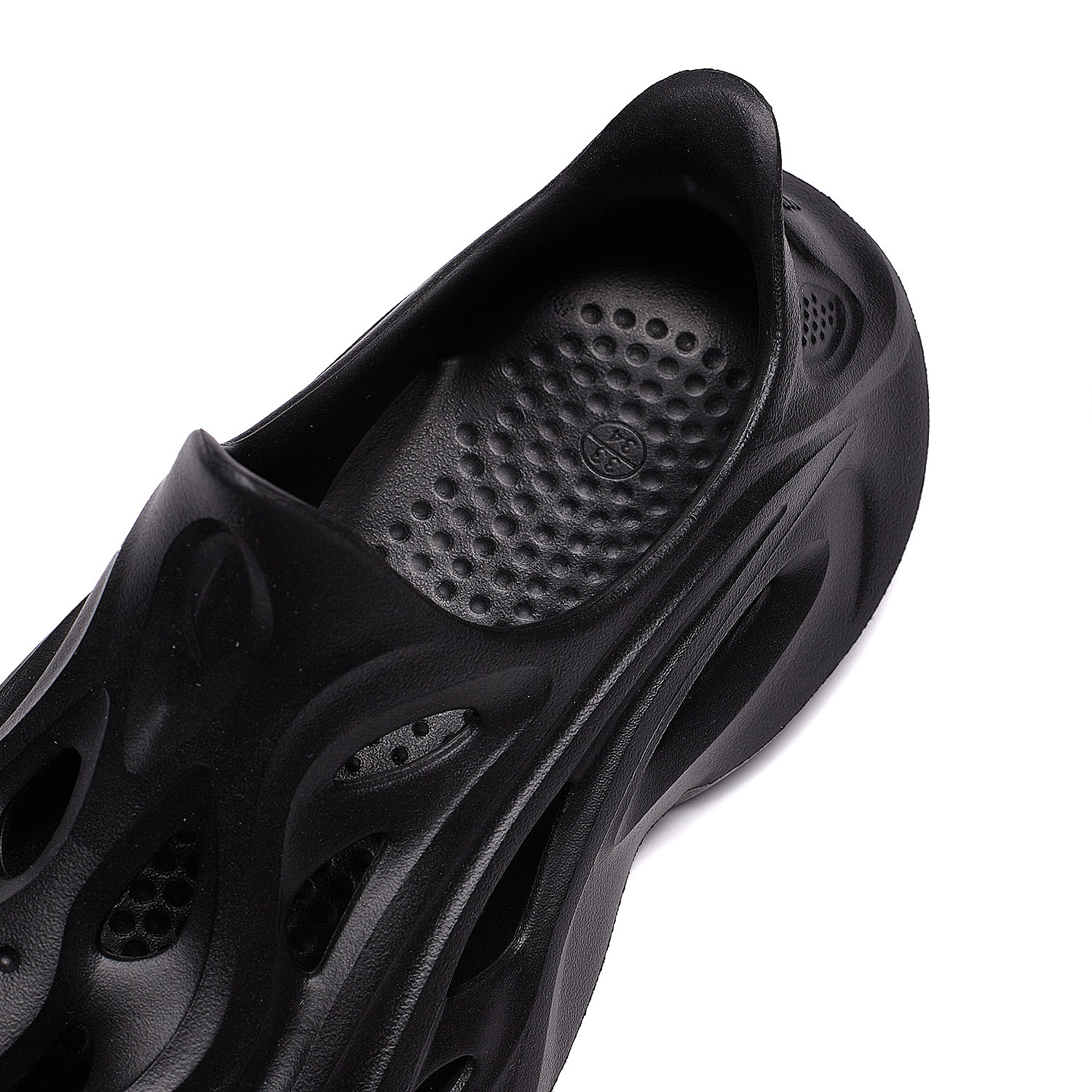 YKUT008-3 Lifestyle Youth Sandals Black