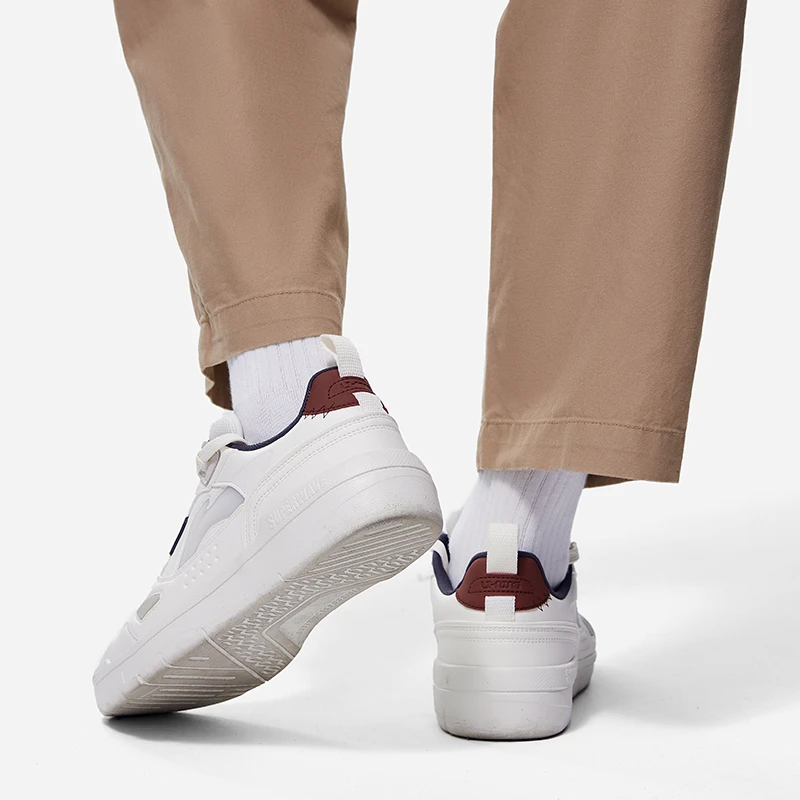 AGCT227-1 Кроссовки Common 80s белые