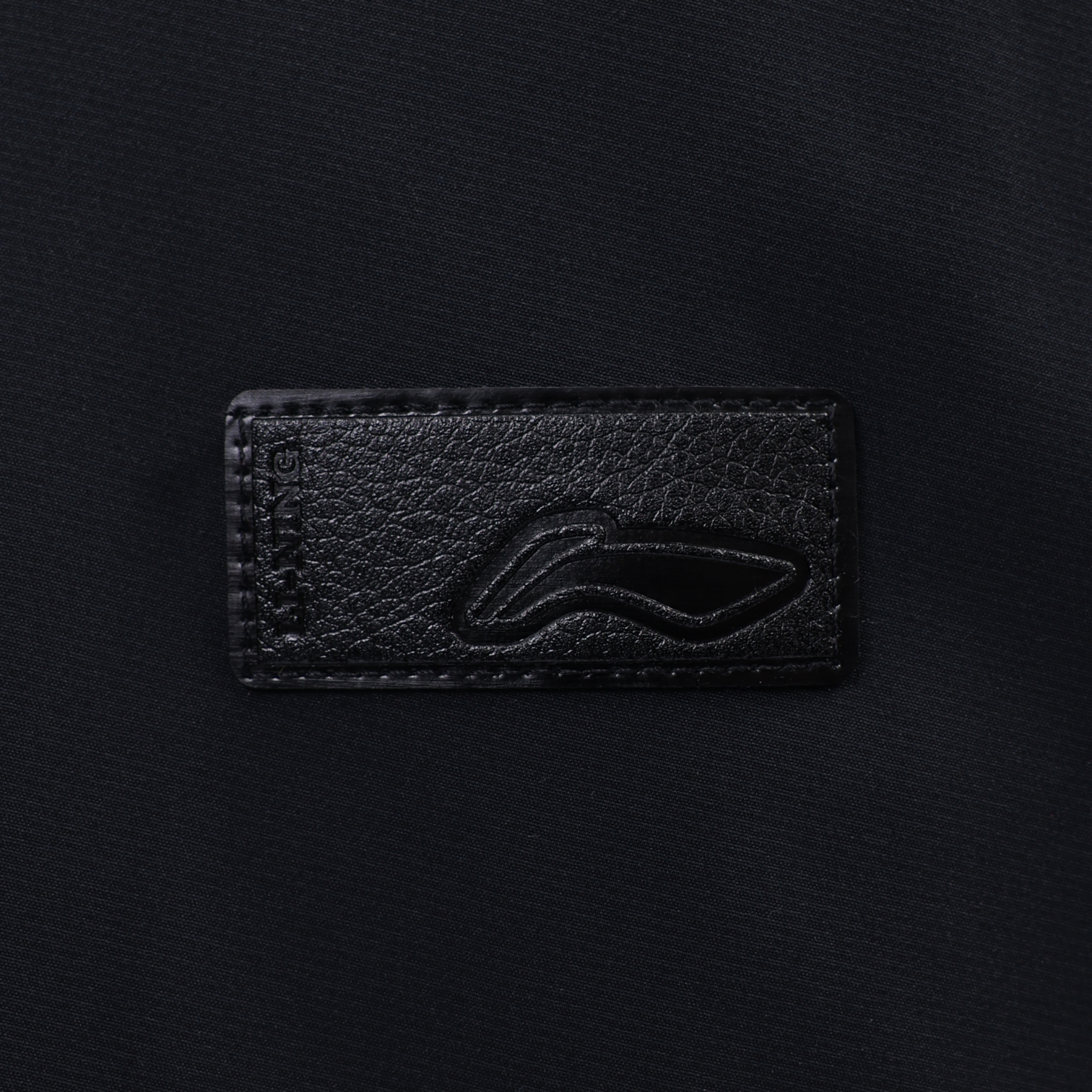 AWBU010-6 Свитшот + ветровка (3 в 1) Essentials чёрная