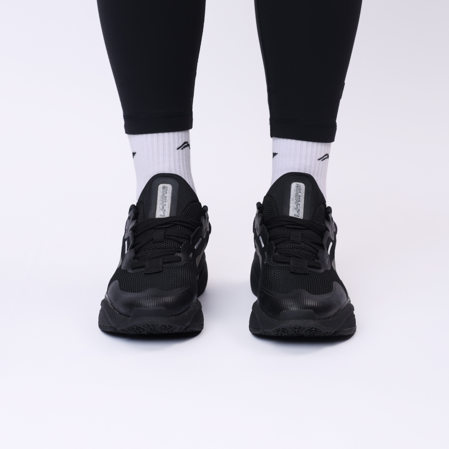 AGLT052-7 Кроссовки Soft черные