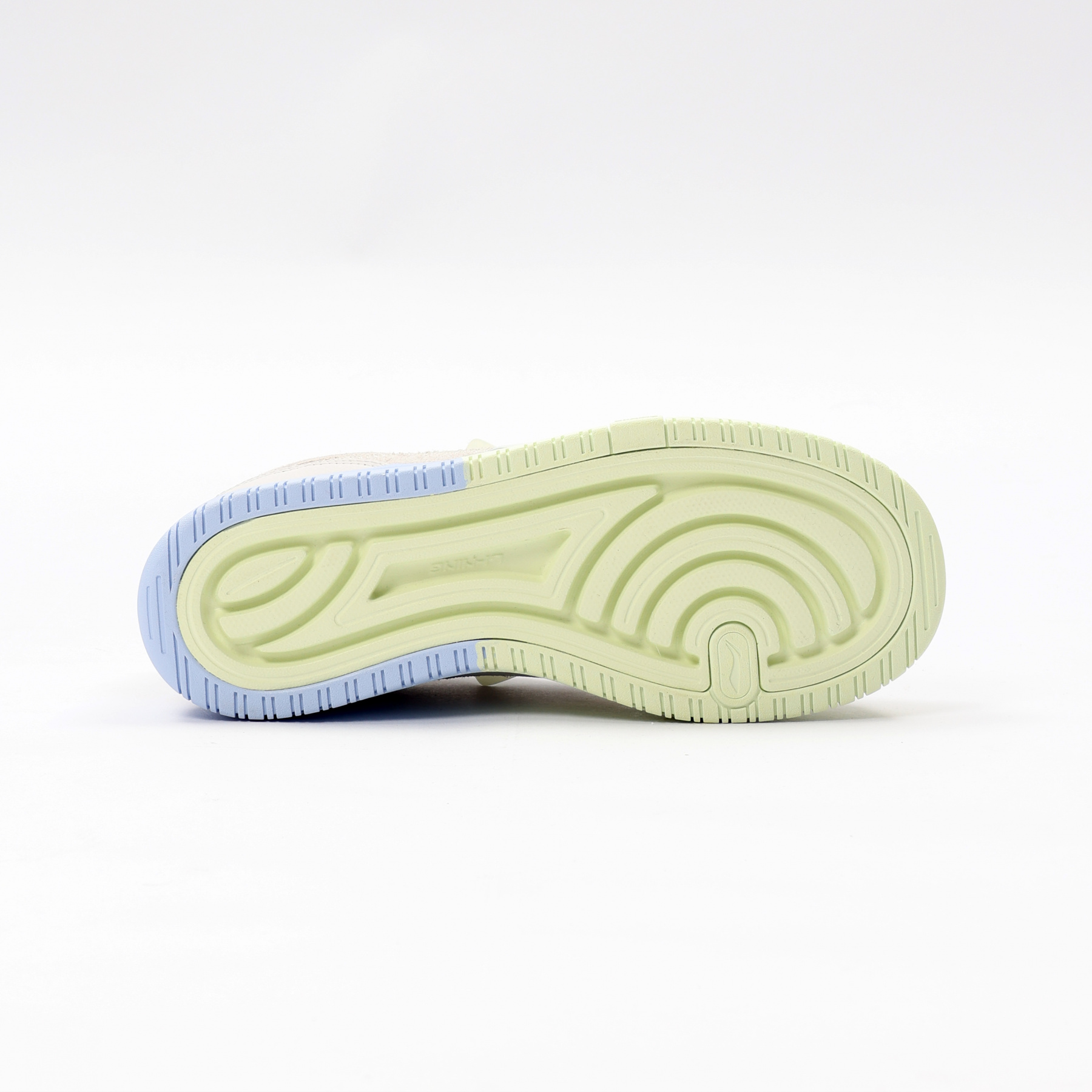 AGCU032-6 Кроссовки Future C1