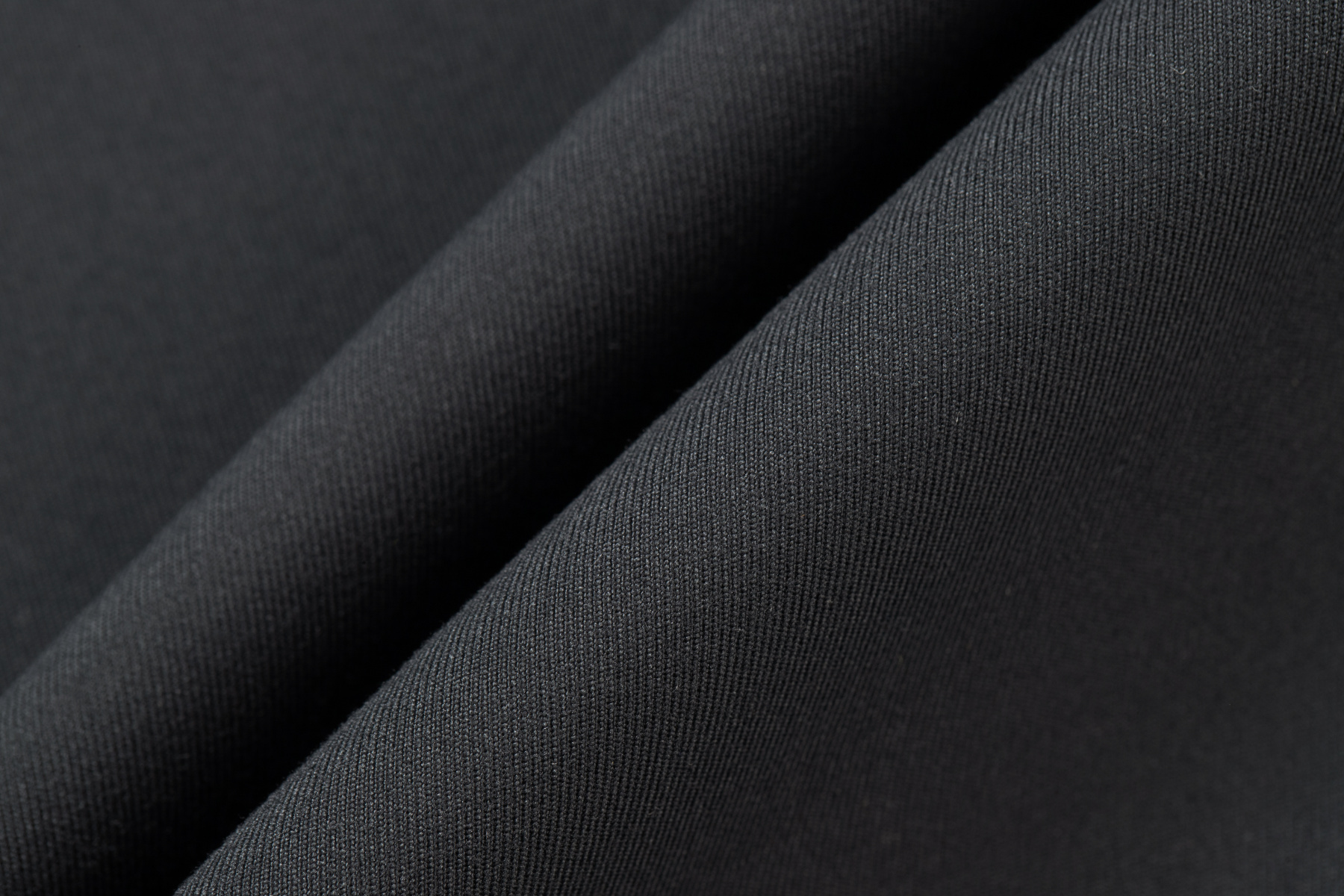 ATLV313-4 Лонгслив Workout черный