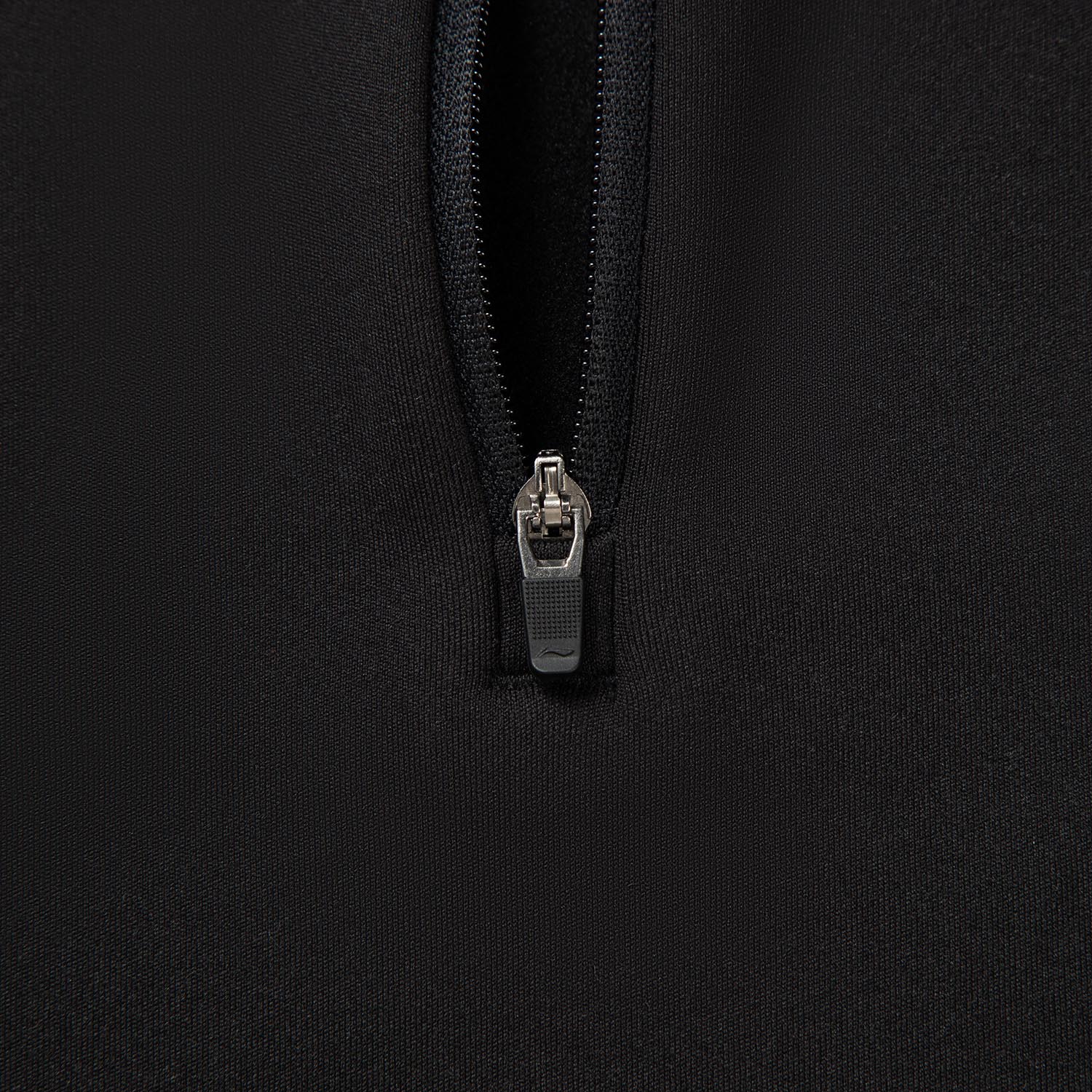 ATLV315-3 Лонгслив Workout черный