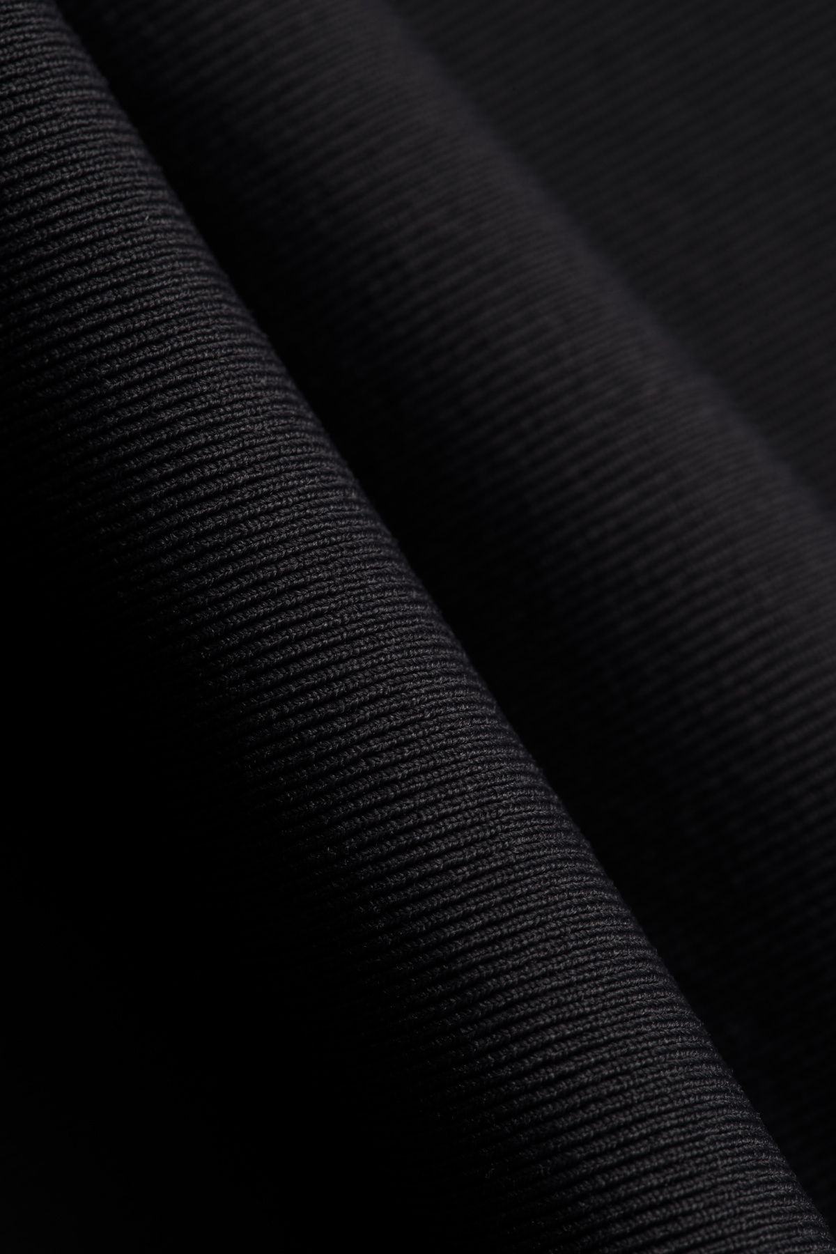 AUDV055-1 Лонгслив Workout черный