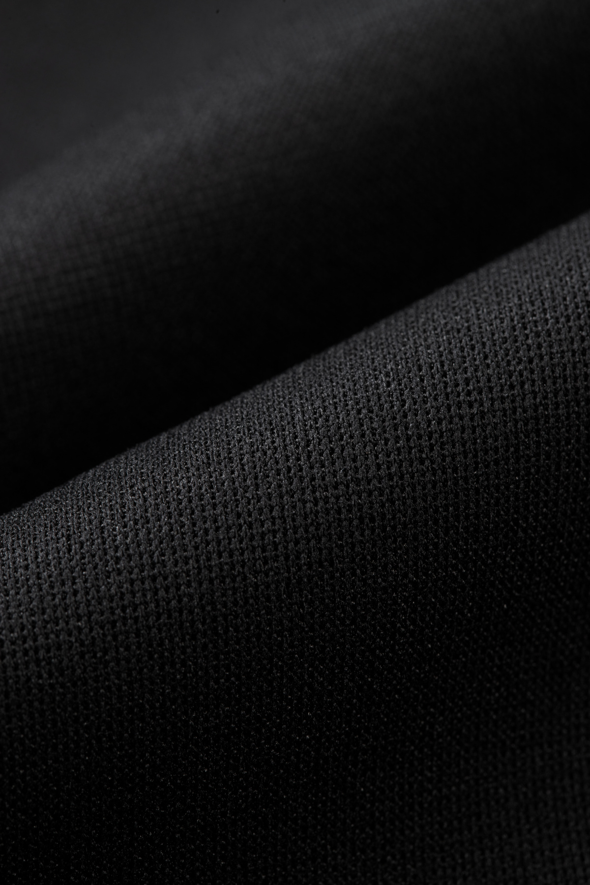 AKLV831-2 Брюки джоггеры Essentials черный