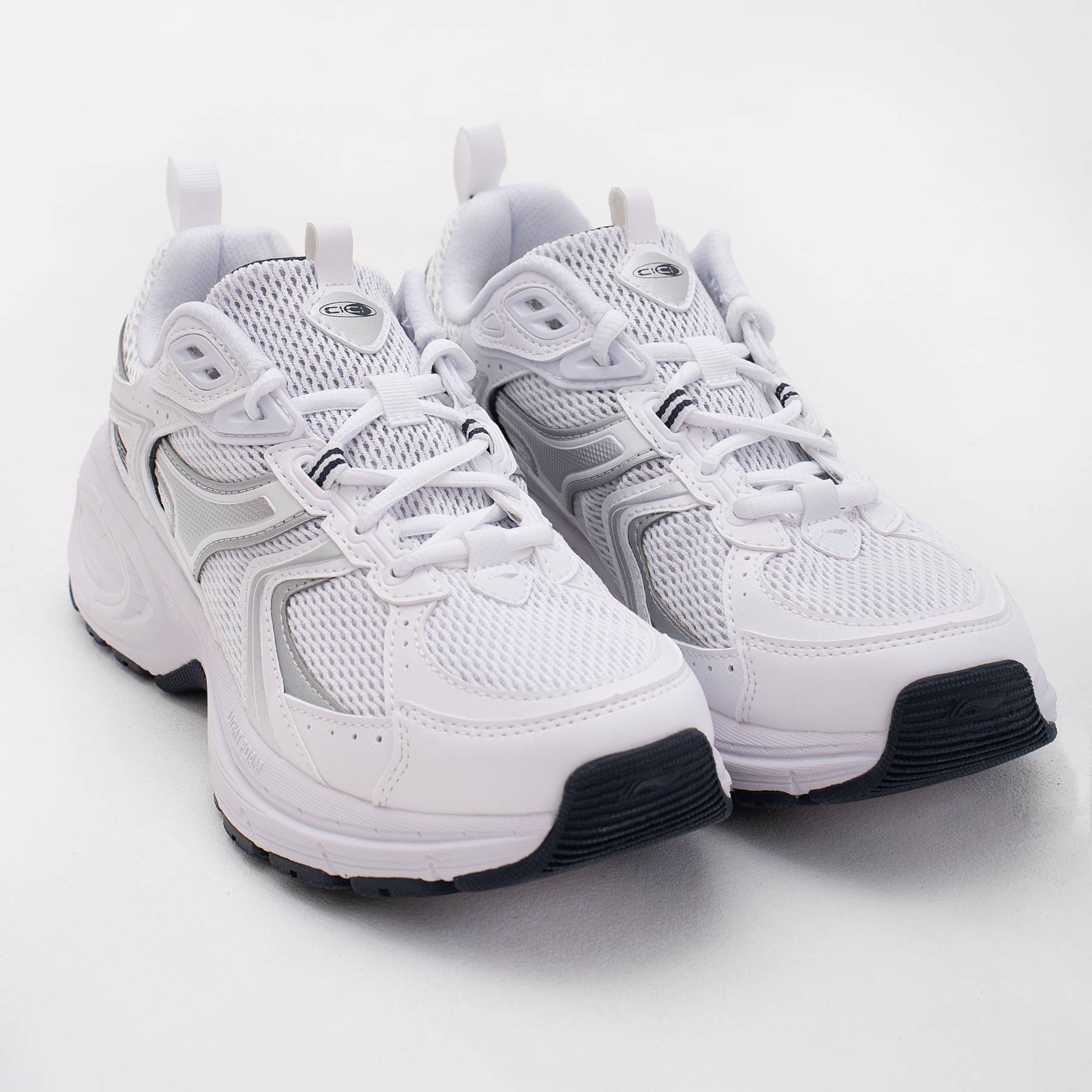 AGCU034-15 Кроссовки CICI V2