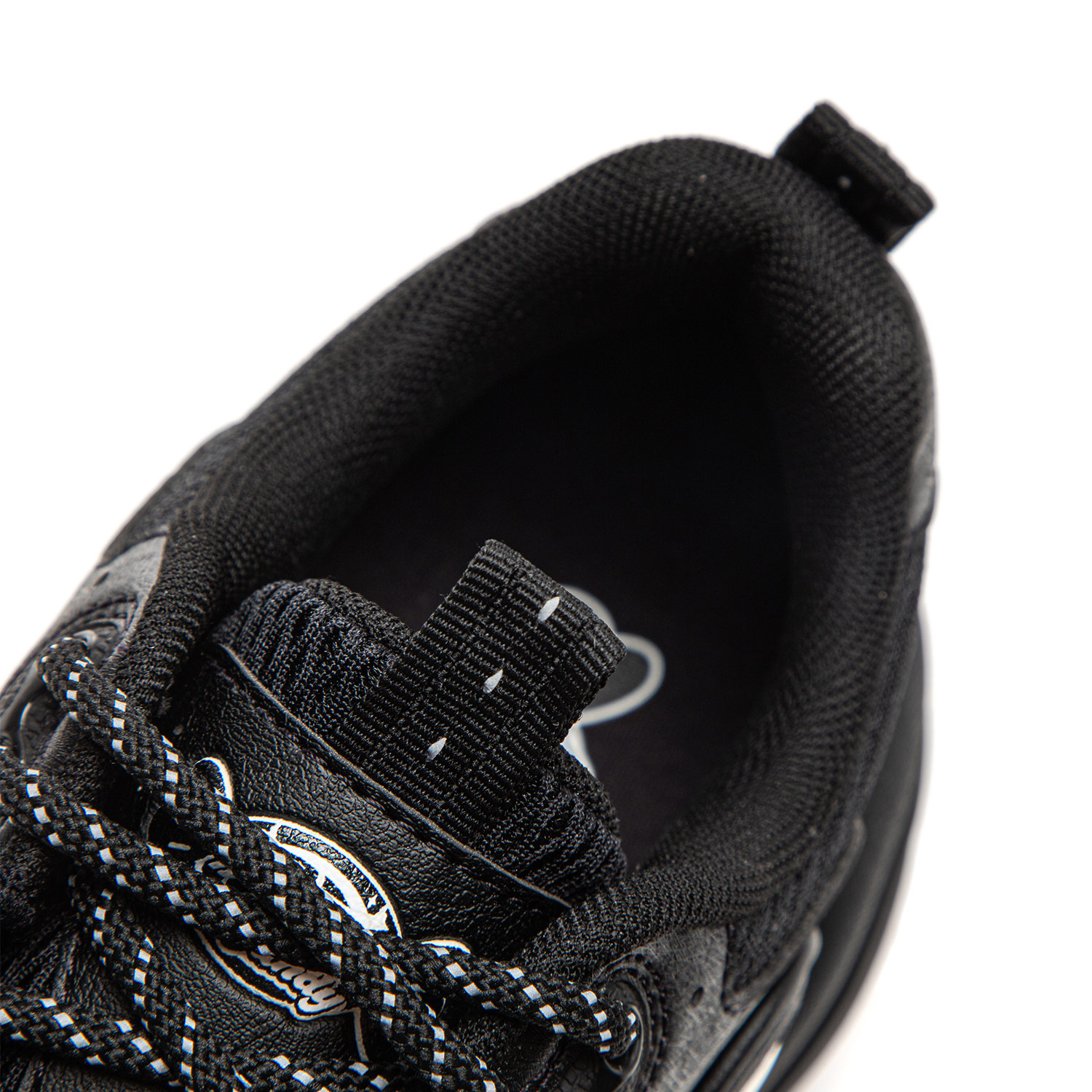 AGCV276-2 Кроссовки Mia черный