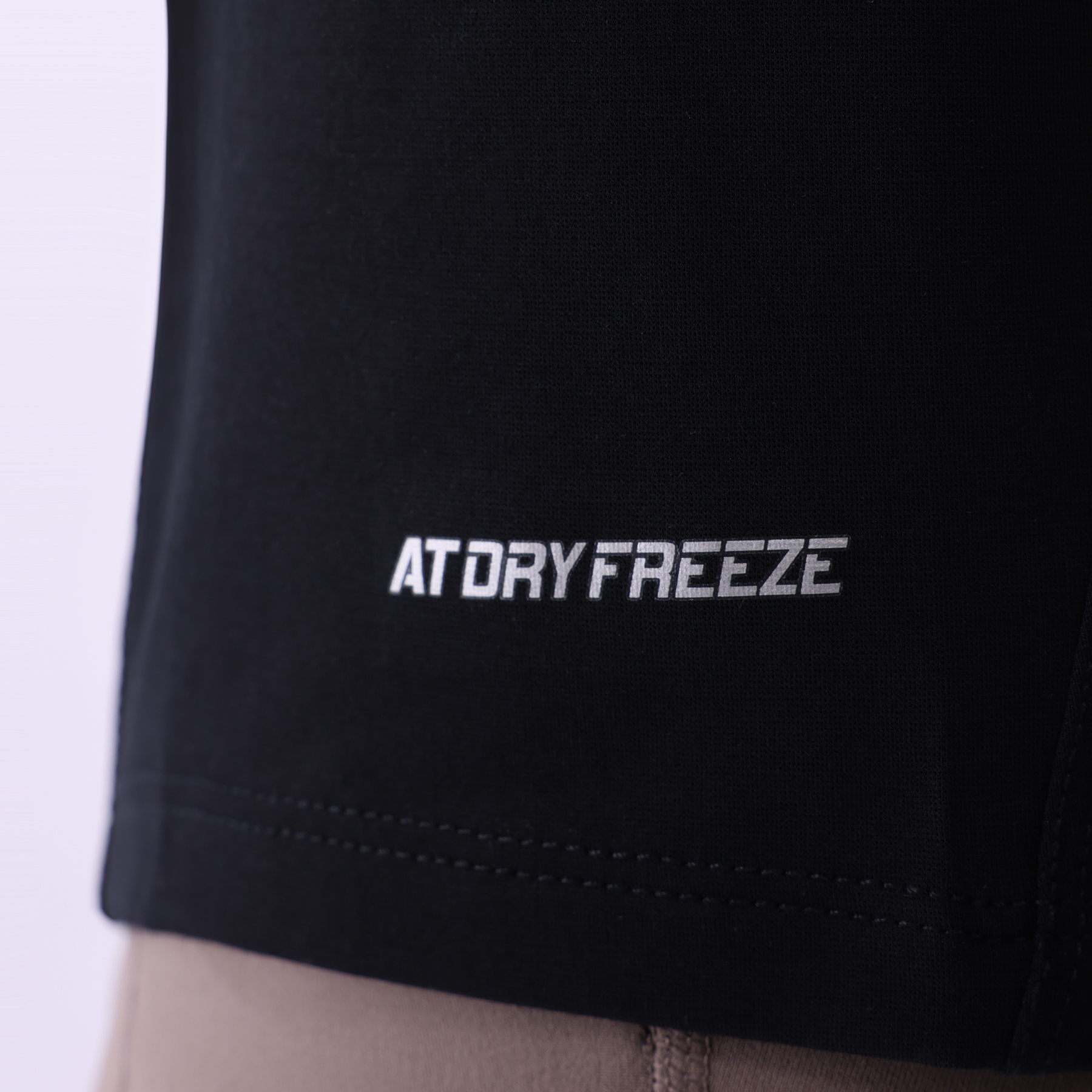 ATSV410-1 Футболка Essentials черный