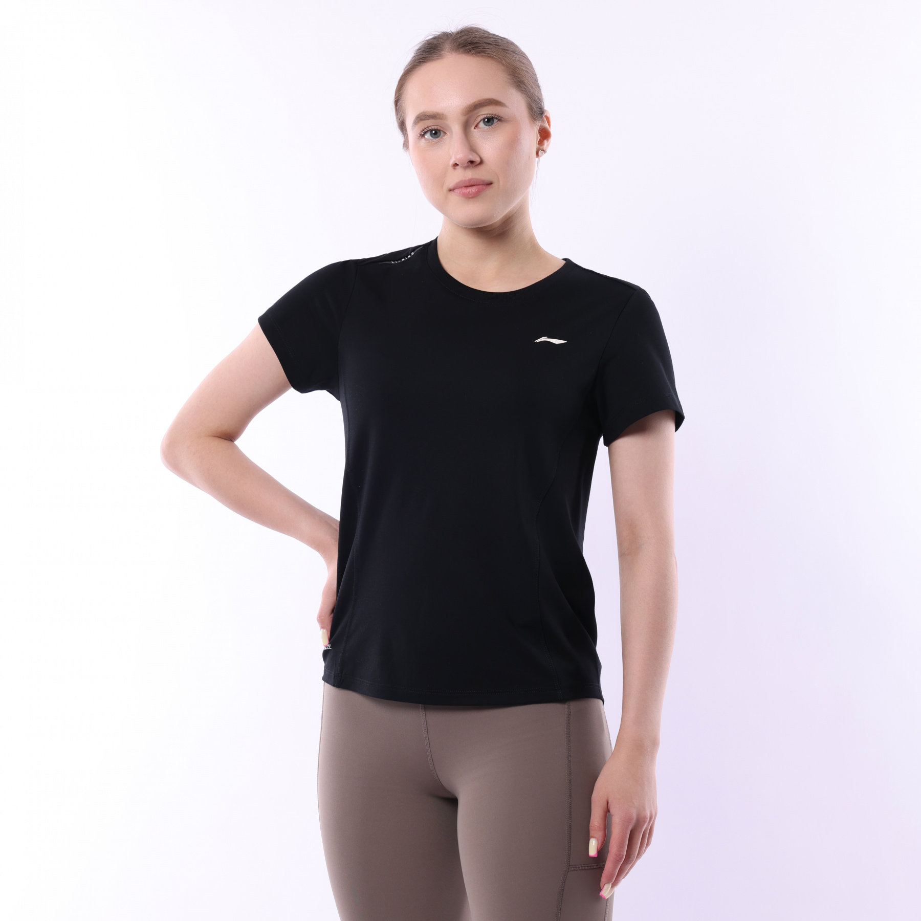 ATSV410-1 Футболка Essentials черный