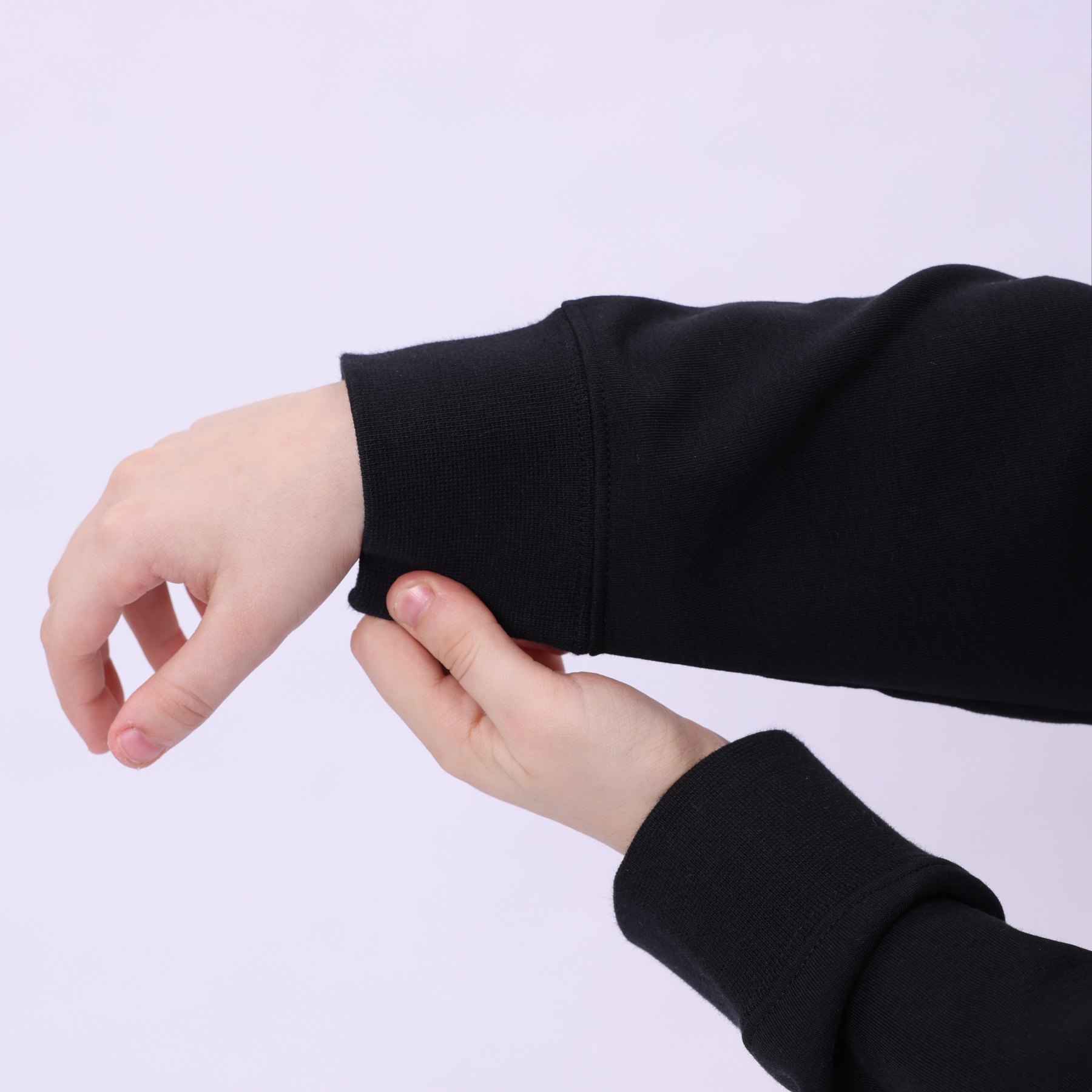 YWDU135-1 Свитшот Lifestyle черный