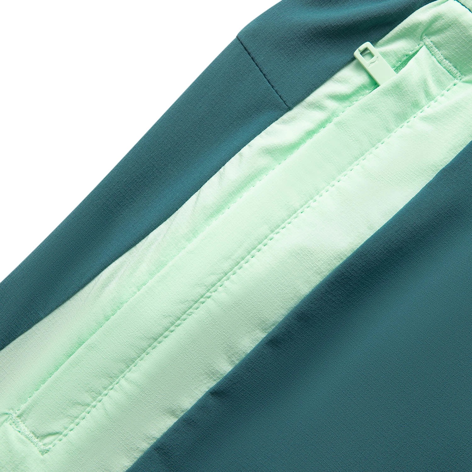 AKSV087-2 Шорты Active зеленый