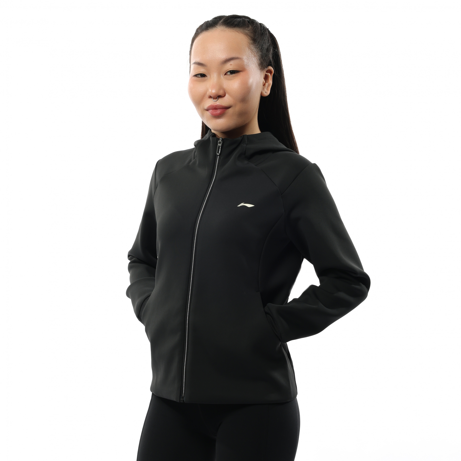 AFDVC10-1 Куртка Essentials черный