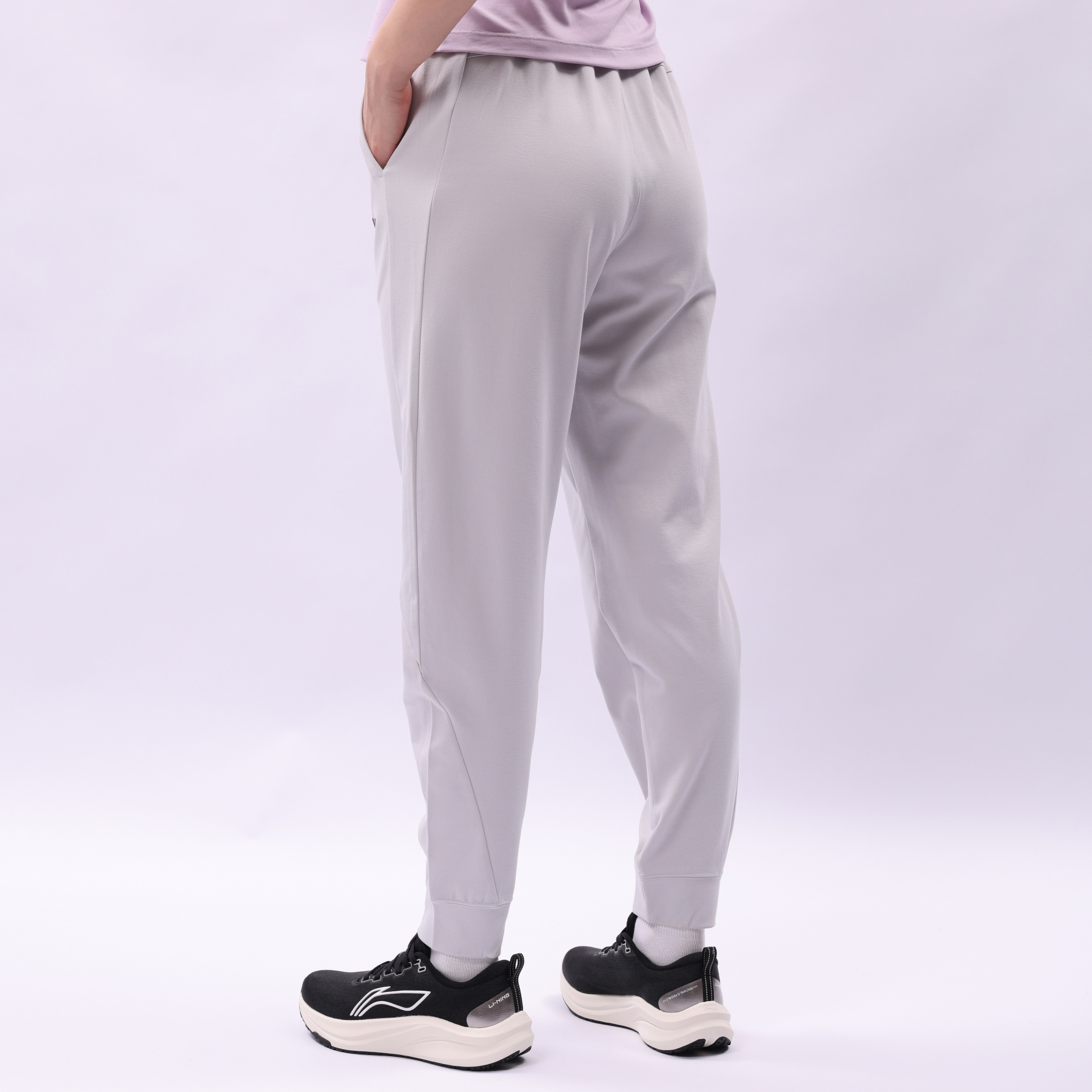 AKLV116-4 Брюки спортивные Essentials серый