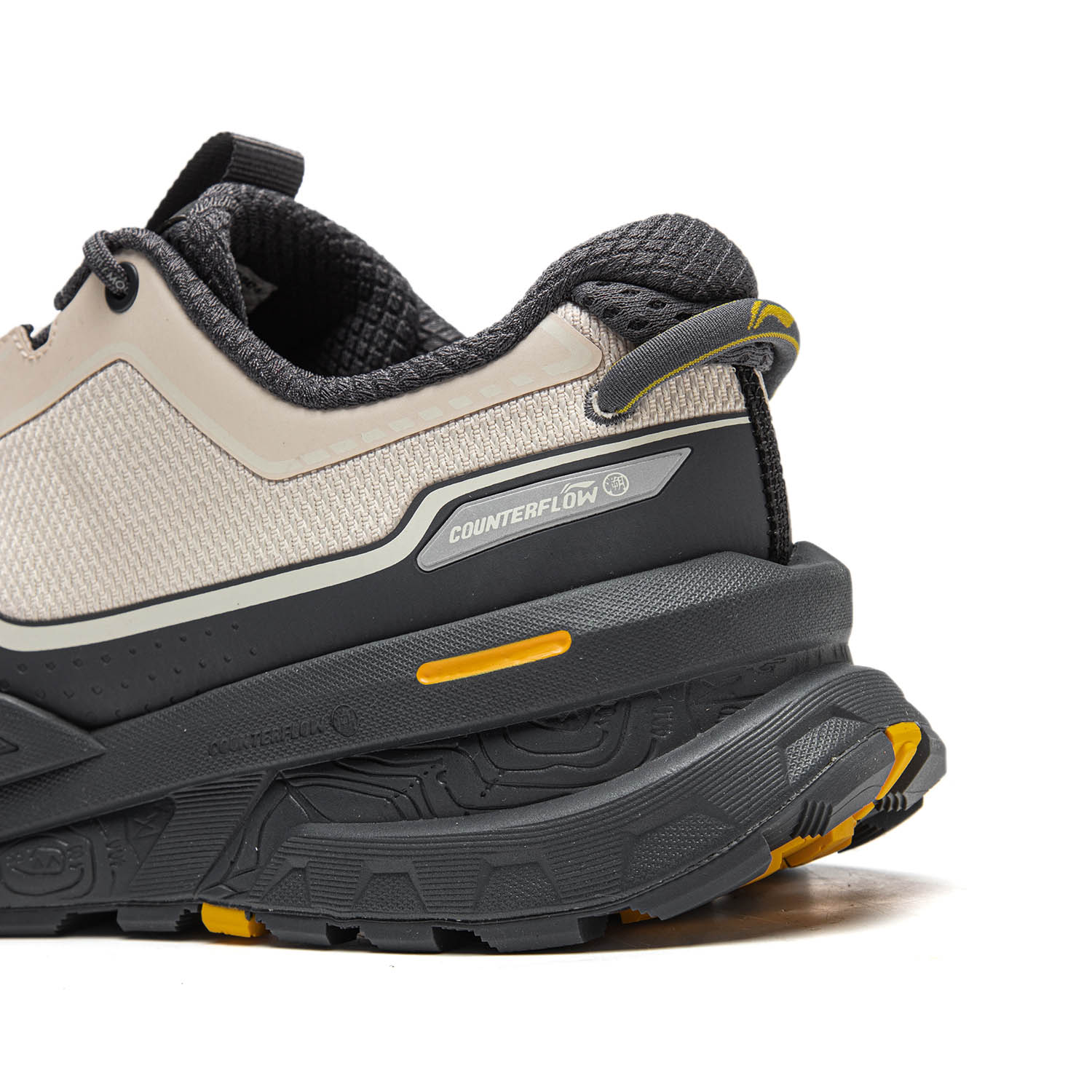 AHTV047-1 Кроссовки Outdoor Xingchuan бежевый