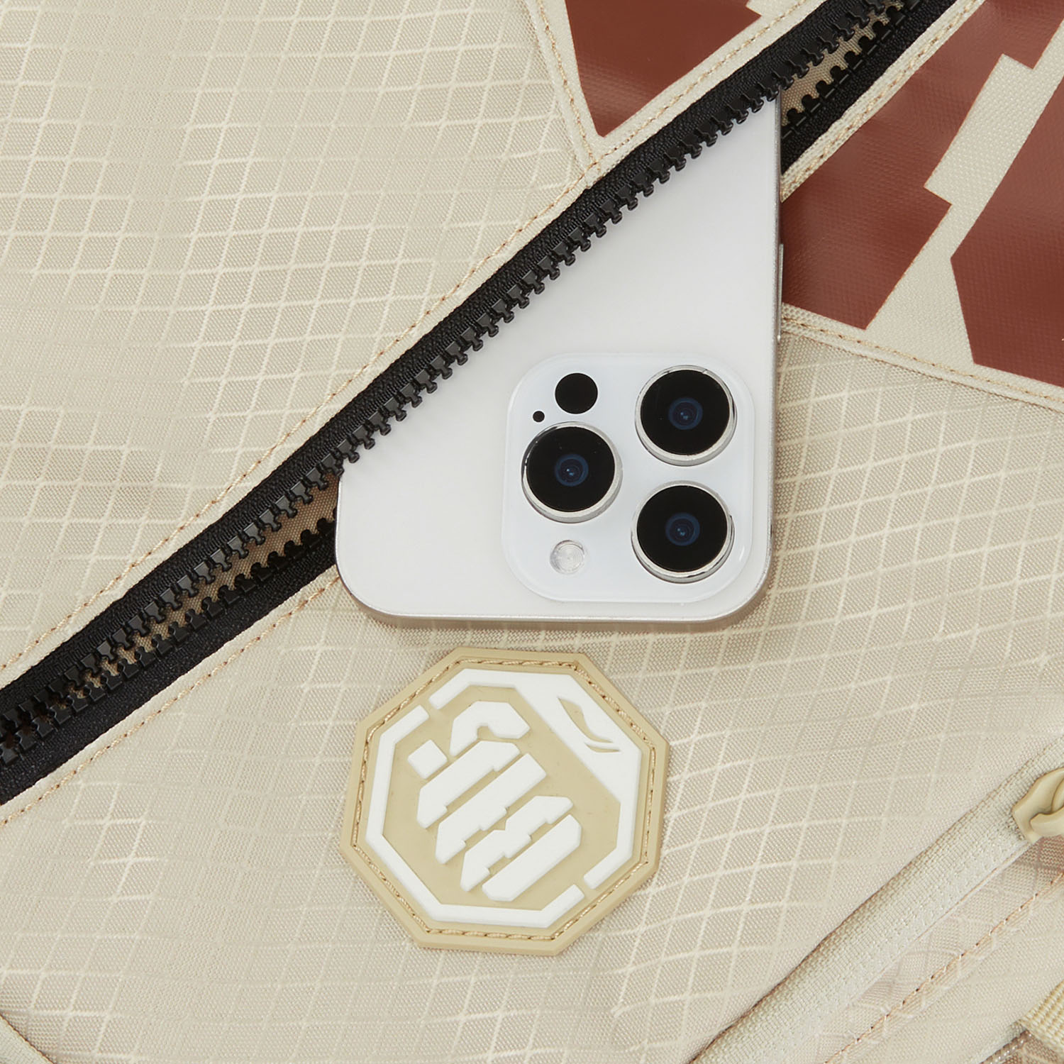 ABSV211-3 Рюкзак Bad5 Off-Court зеленый