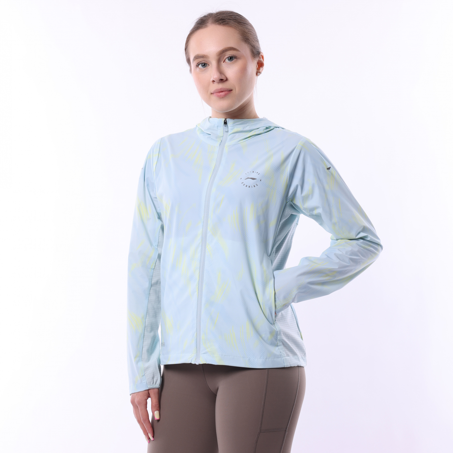 AFDV252-10 Ветровка Jogging голубой