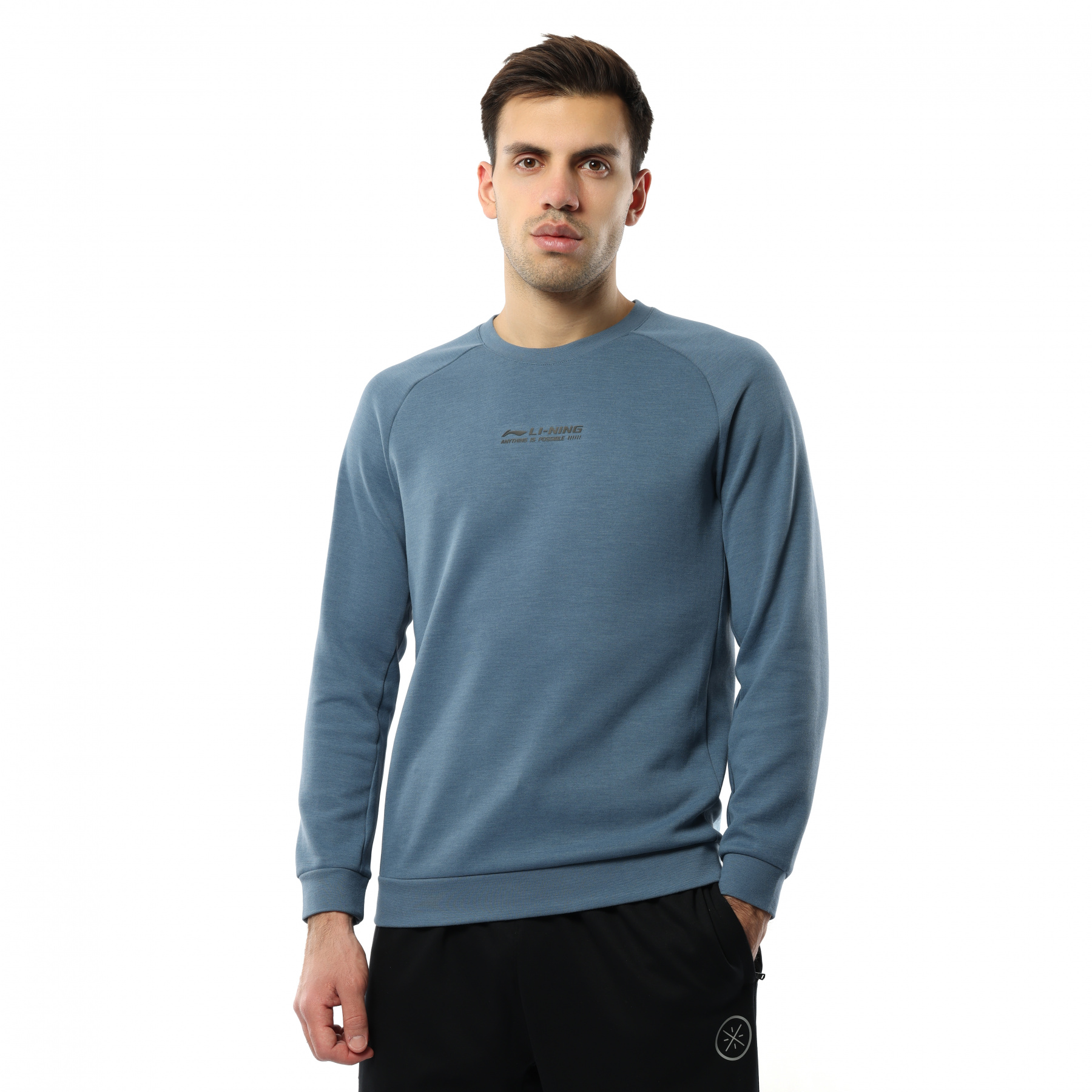 AWDV497-7 Лонгслив Essentials синий