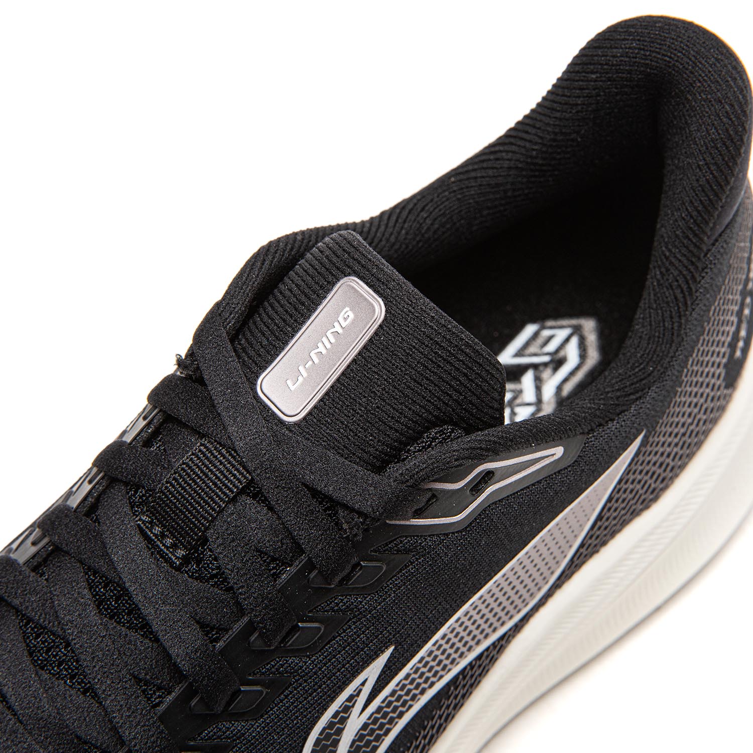 ARPW004-4 Кроссовки беговые Professional Running черно-белый