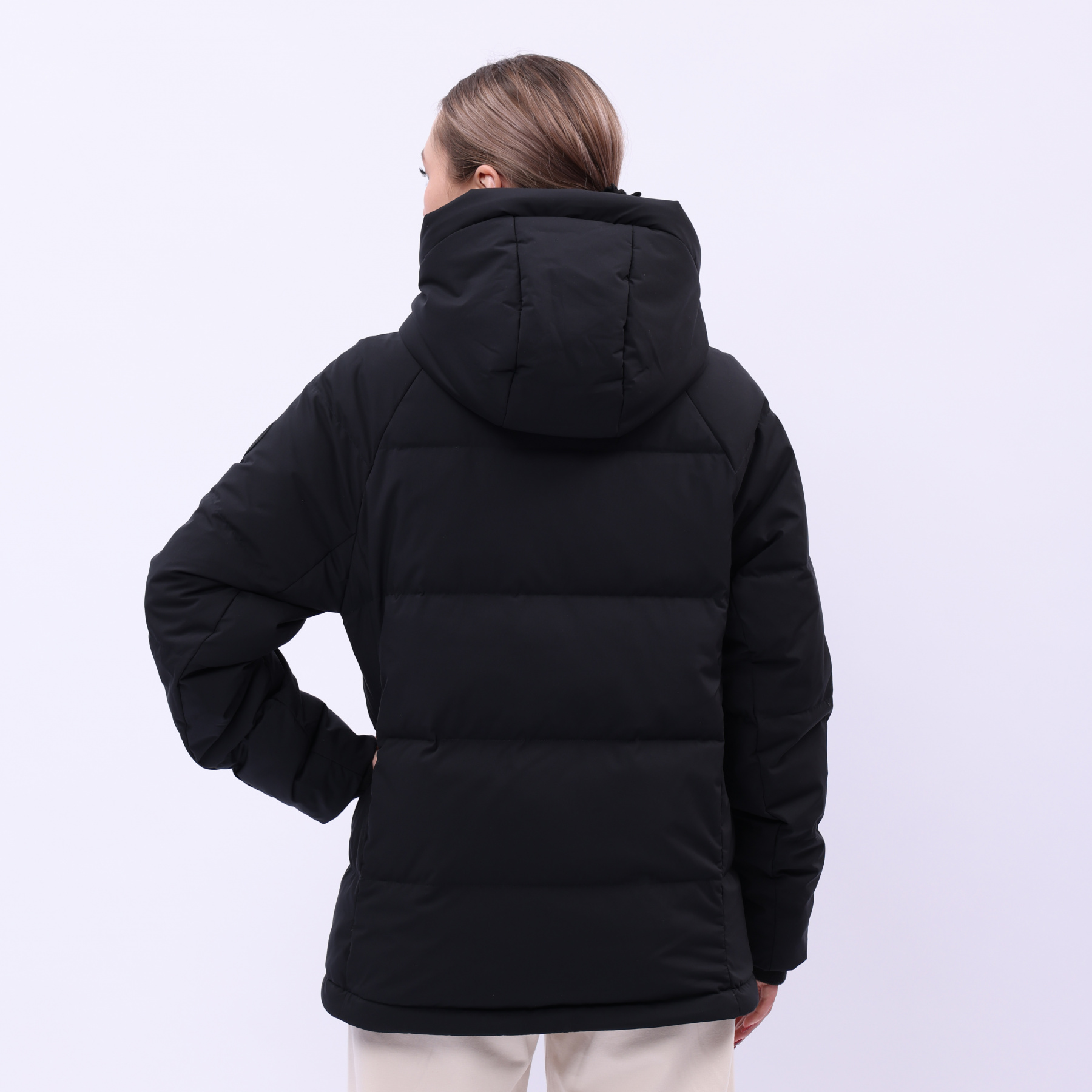 AYMU108-7 Пуховик Essentials черный