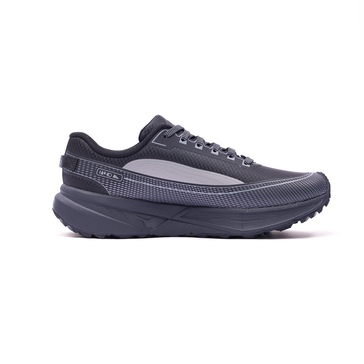 AHTV041-3 Кроссовки Outdoor AXJ Stride черный