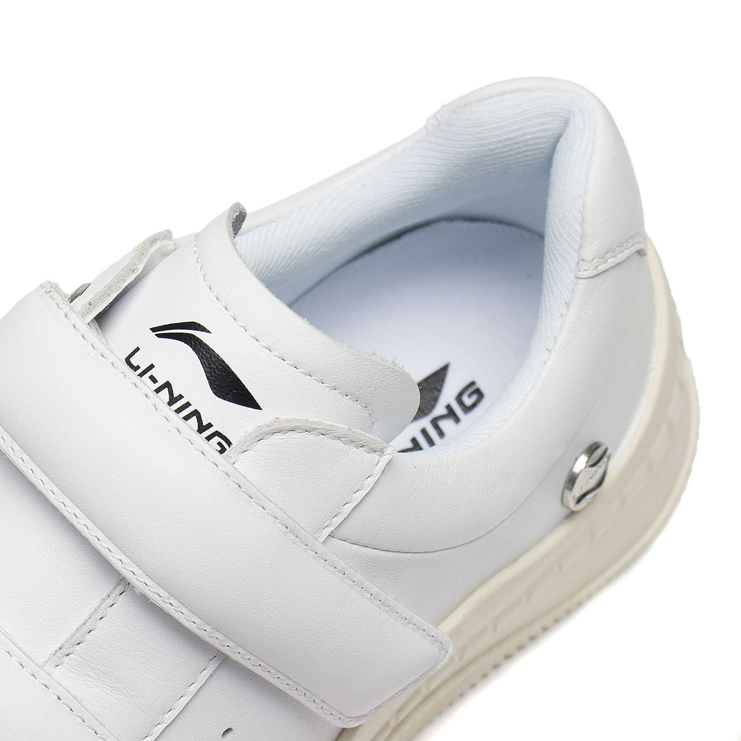 AGCT058-1 Кроссовки Blank белые