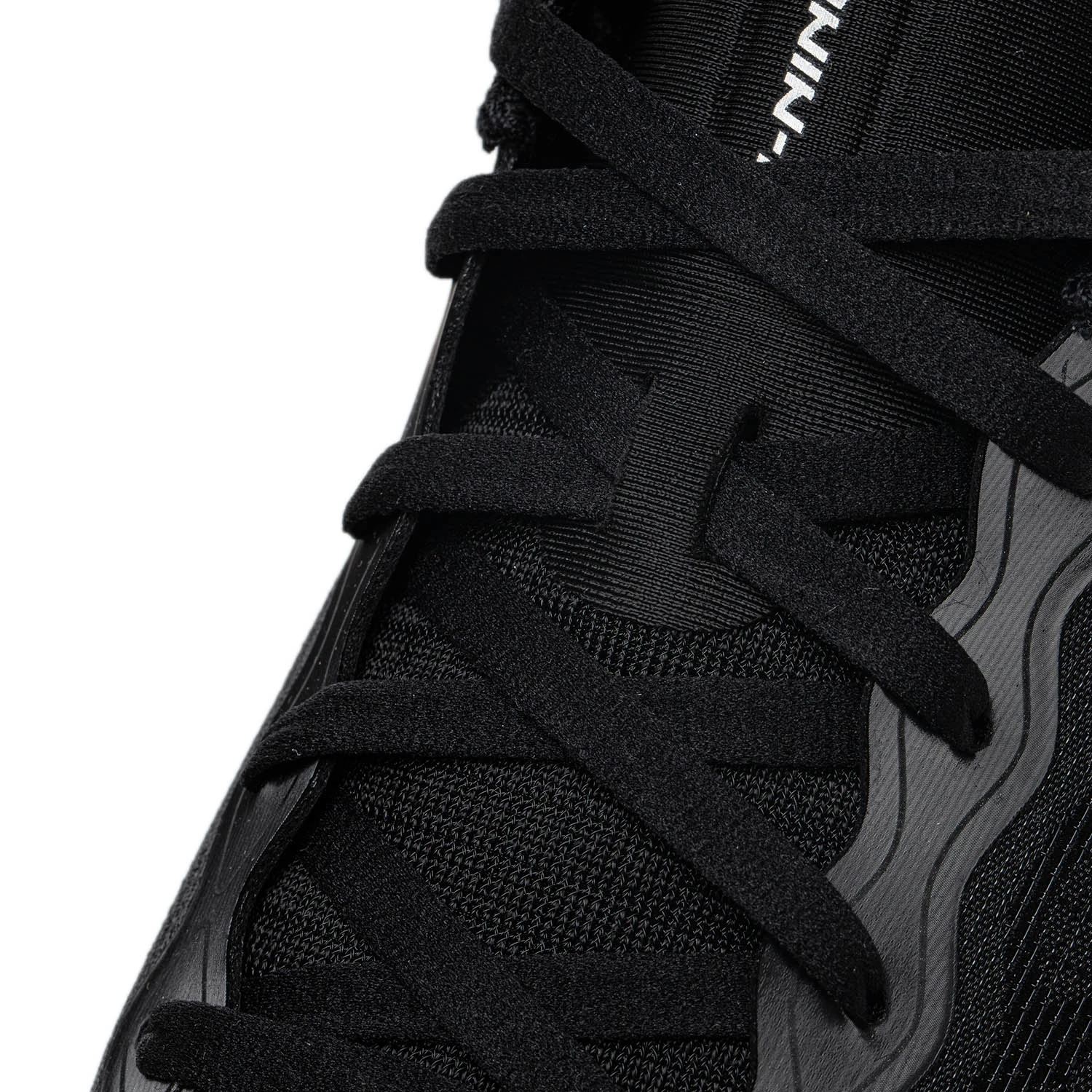 ARBV001-14 Кроссовки беговые Super Light 22 черные