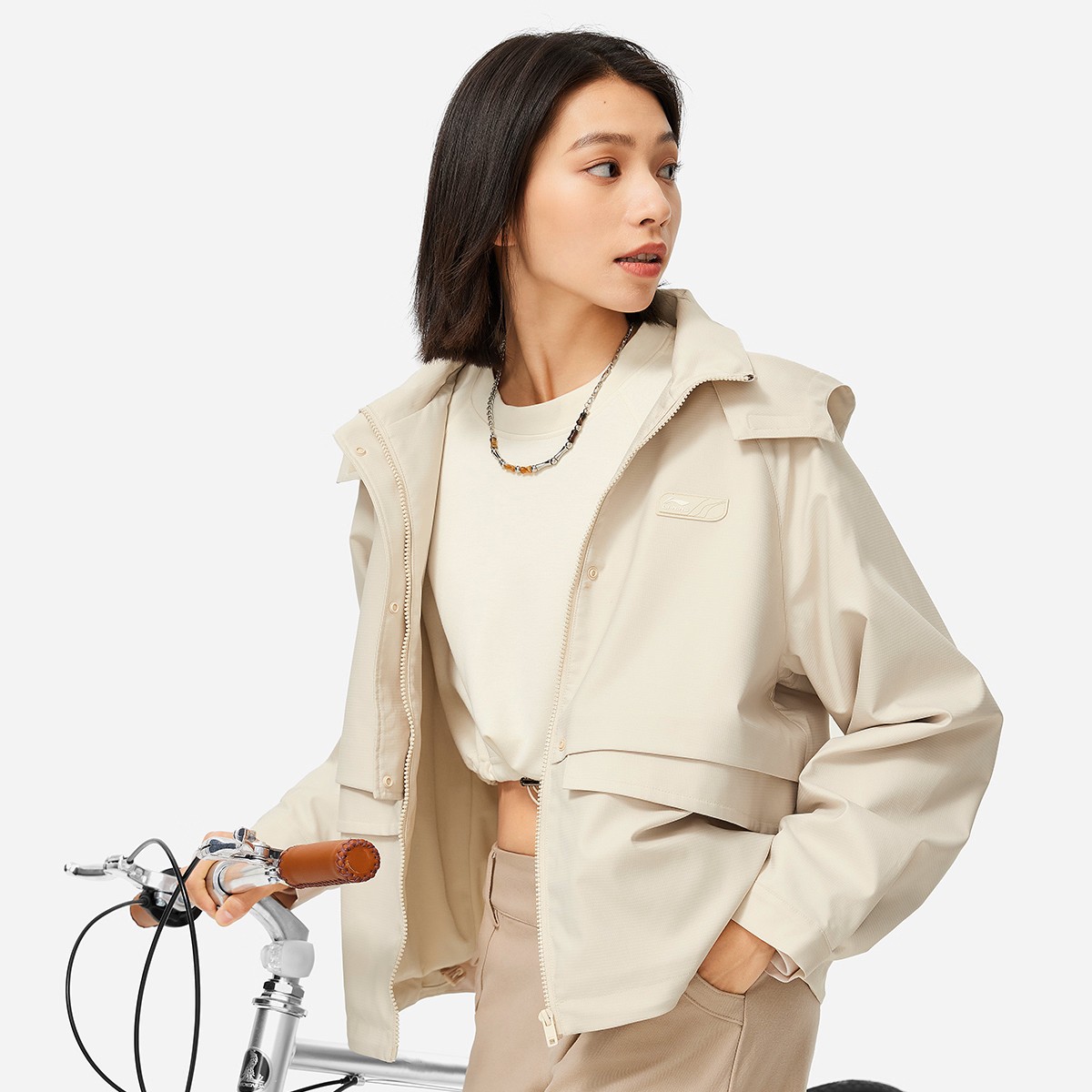 AFDUA84-1 Ветровка Cross белая