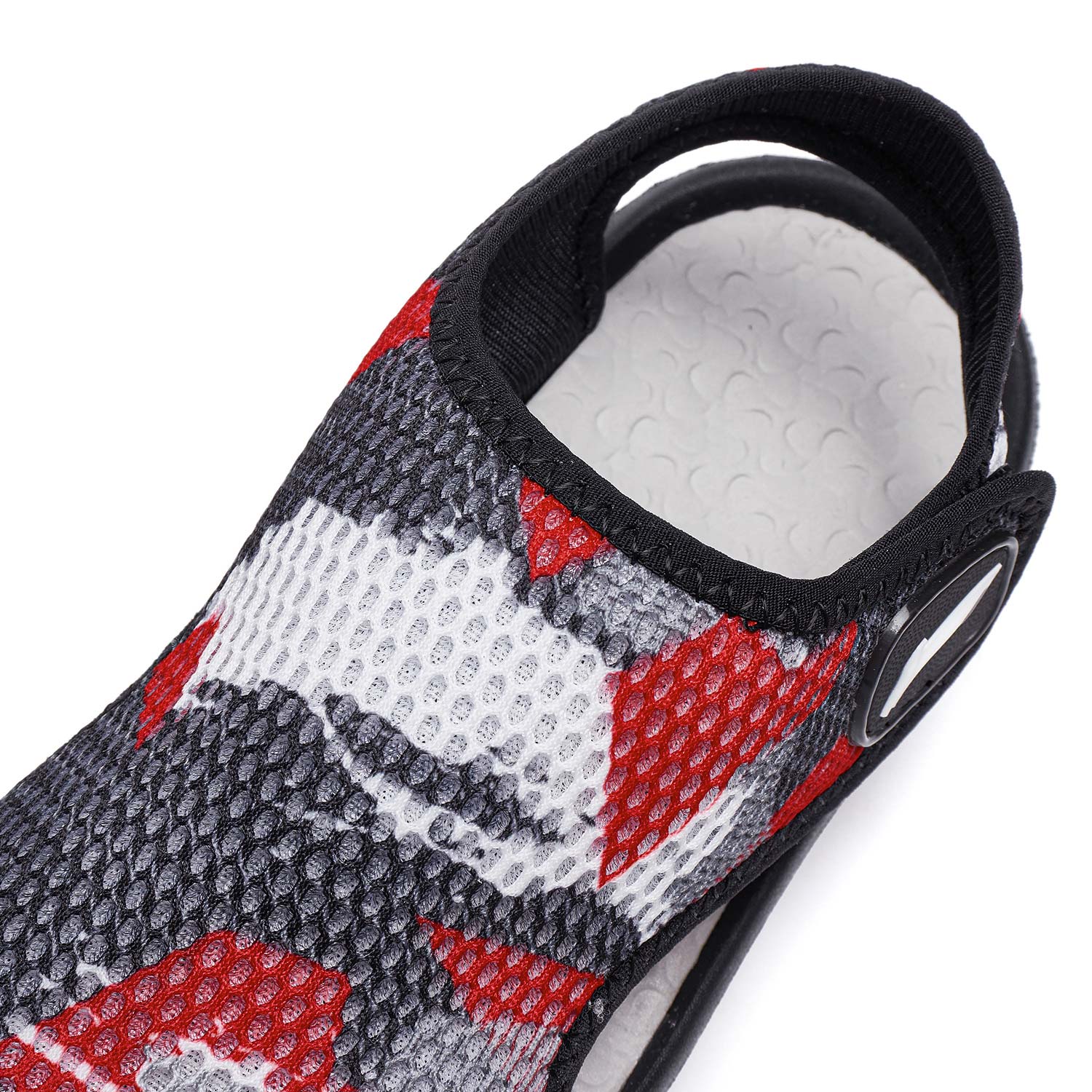 YKKT014-5 Lifestyle Kids Sandals Black/Fiery Red Camouflage