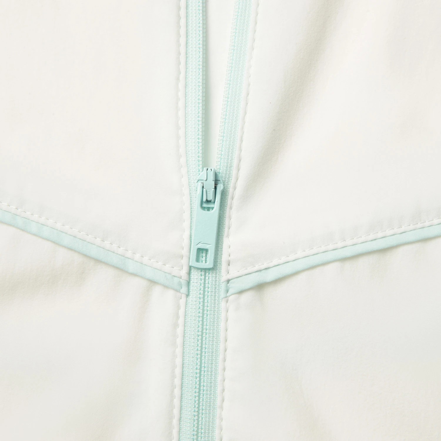 AFDV994-3 Ветровка Lifestyle белый