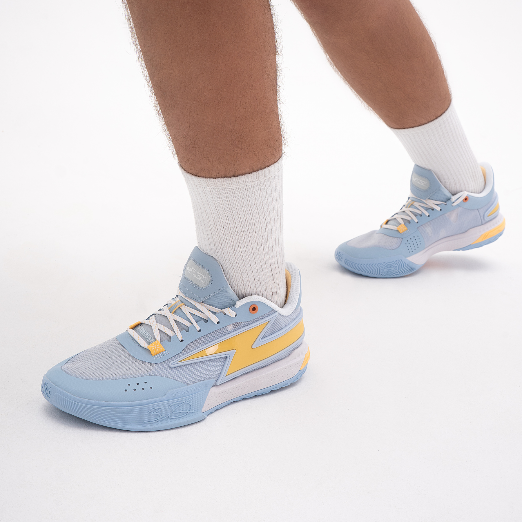 ABPU027-3 Баскетбольные кроссовки Wade Flash голубые