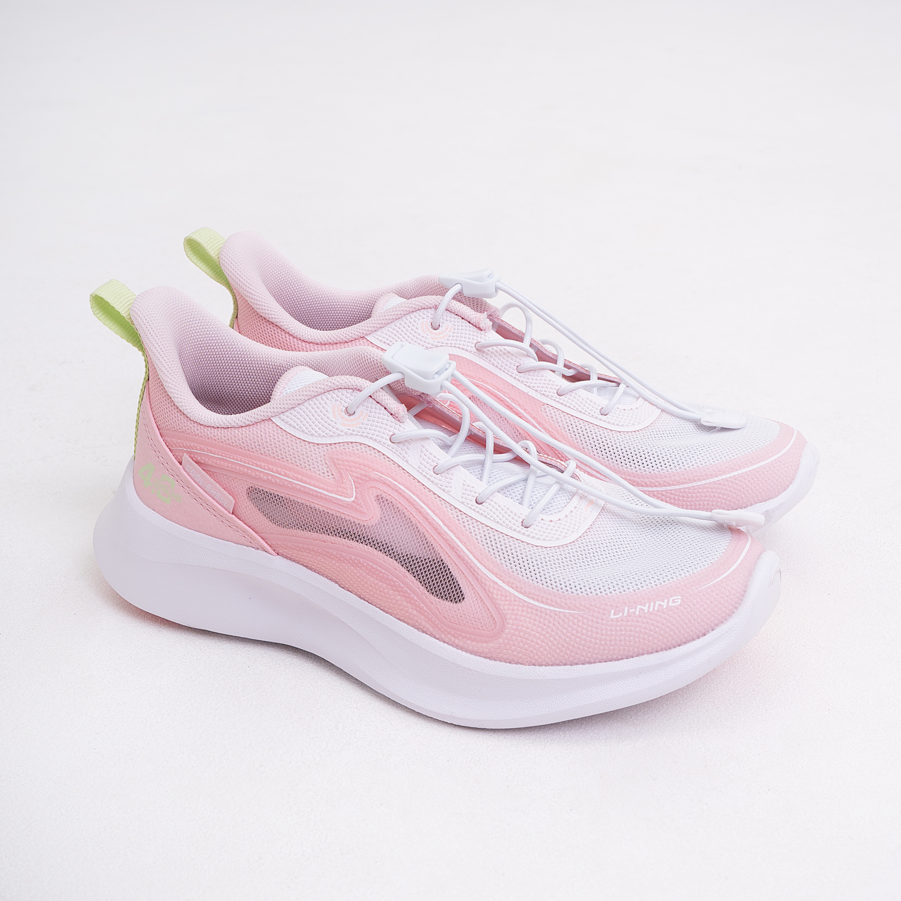 YKCU056-8 Кроссовки