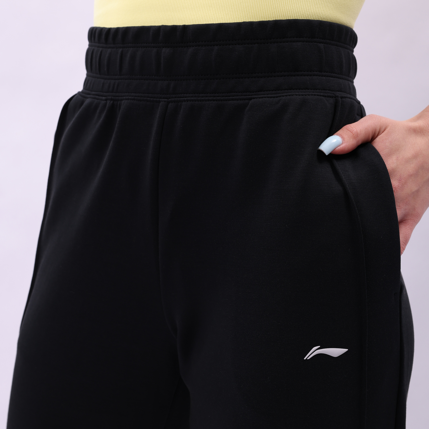 AKLV304-1 Брюки спортивные Workout черный