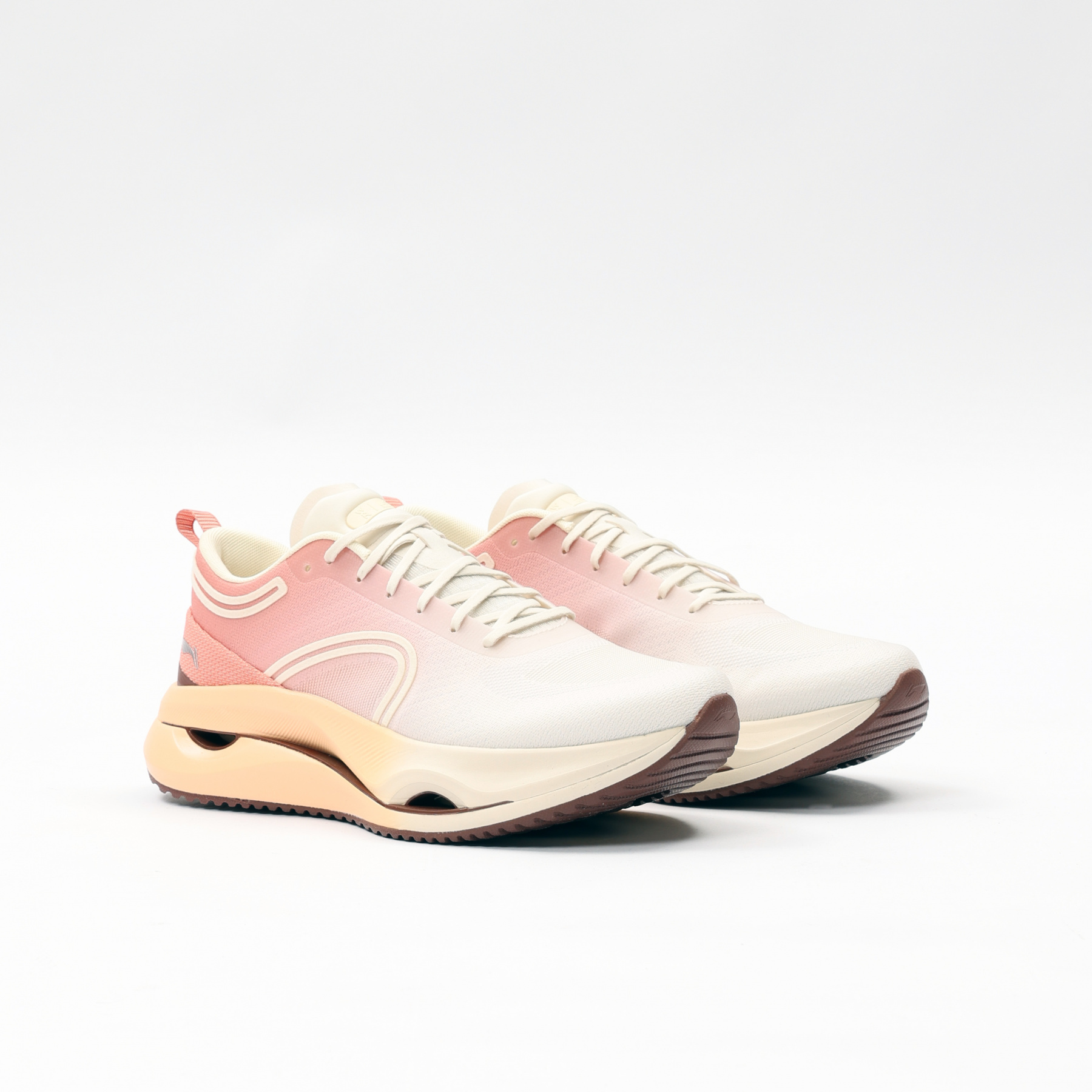 ARHV002-16 Кроссовки Jinghong белый