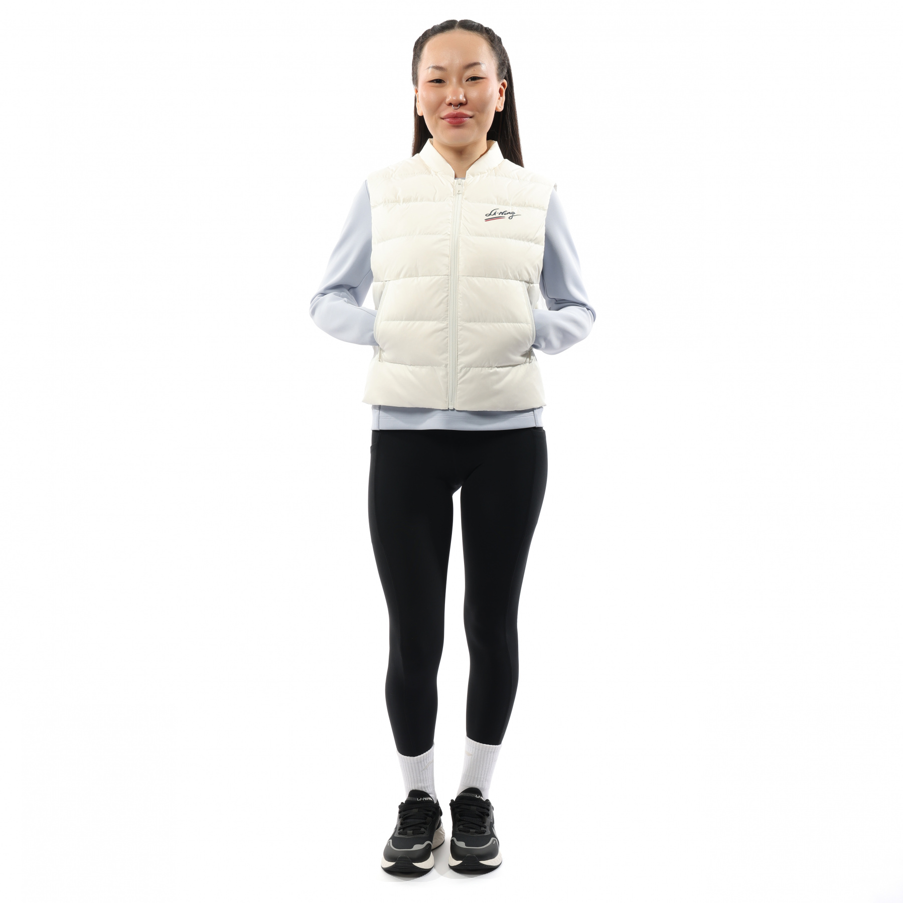 AMRV040-1 Жилет пуховый Sports Style белый