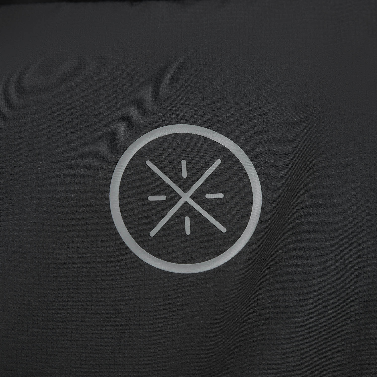 AMRV079-1 Жилет пуховый Wade Lifestyle черный