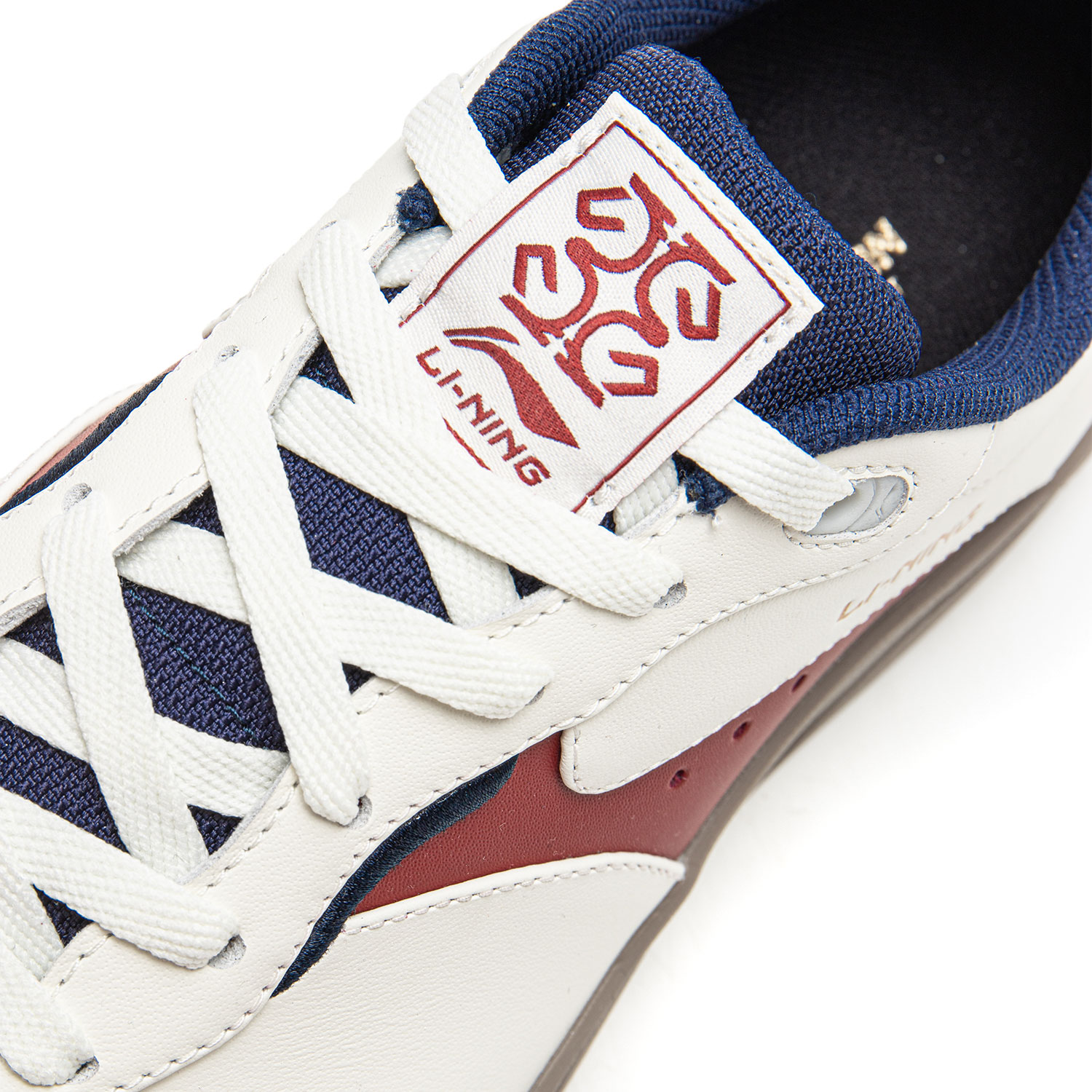 AGCW031-6 Кеды Luminous красный