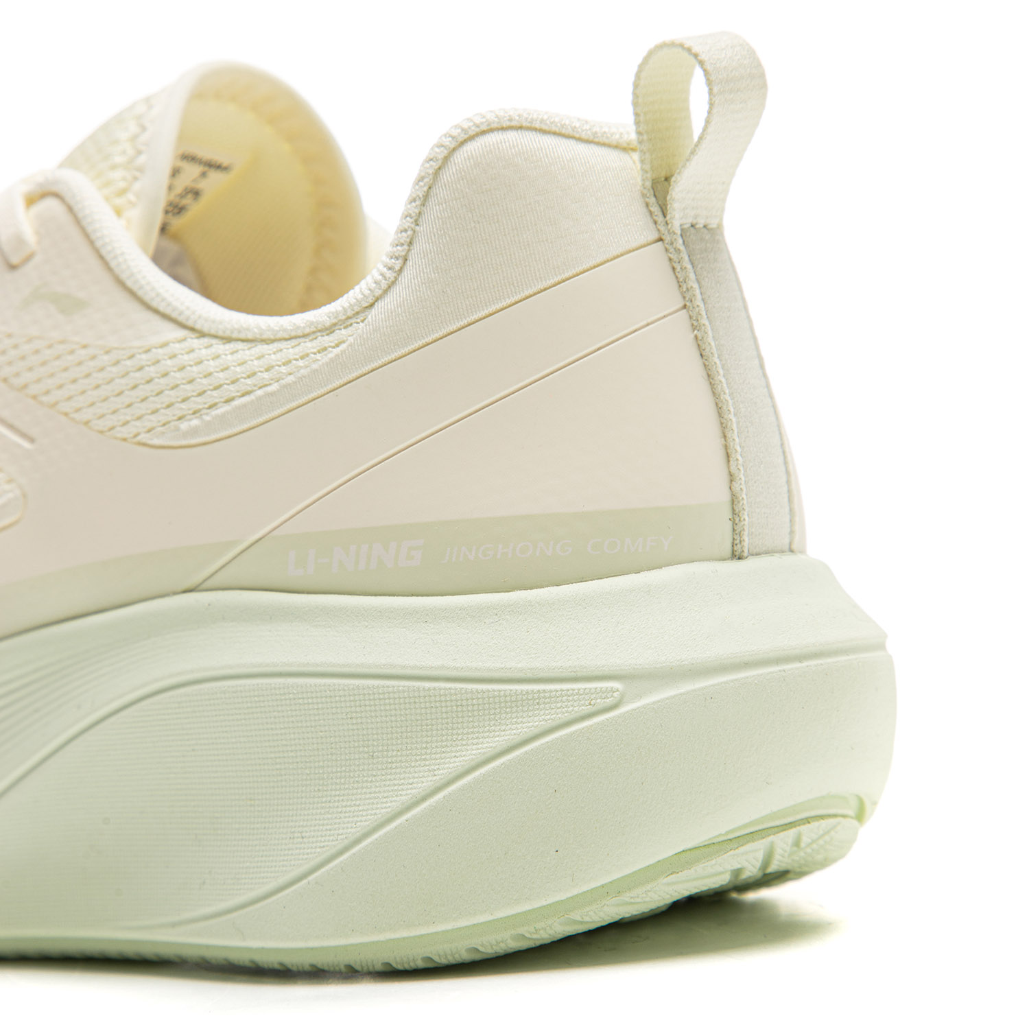 ARHV024-6 Кроссовки беговые Comfy белый